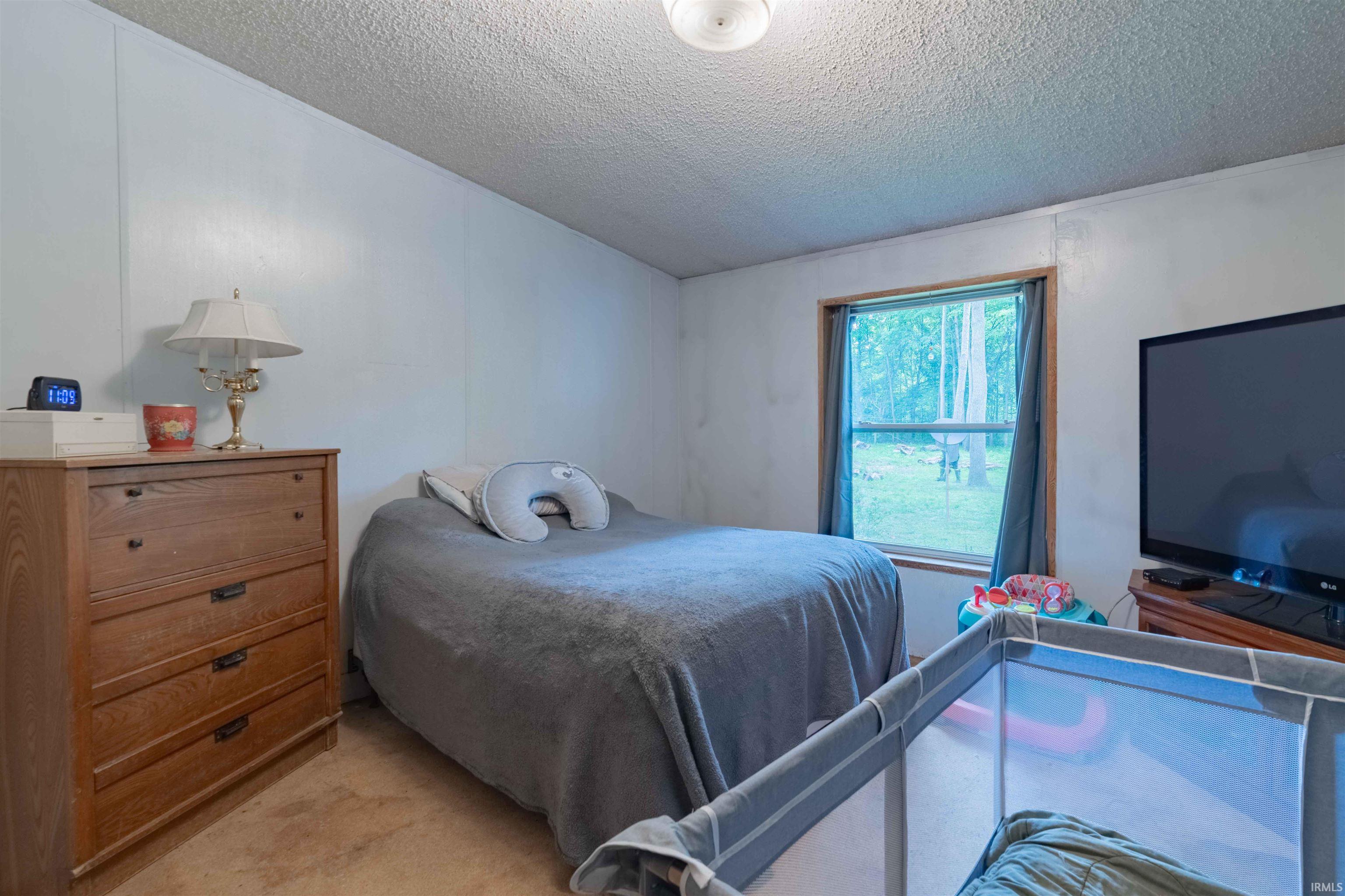 Photo 11 of 5369 E 50 S