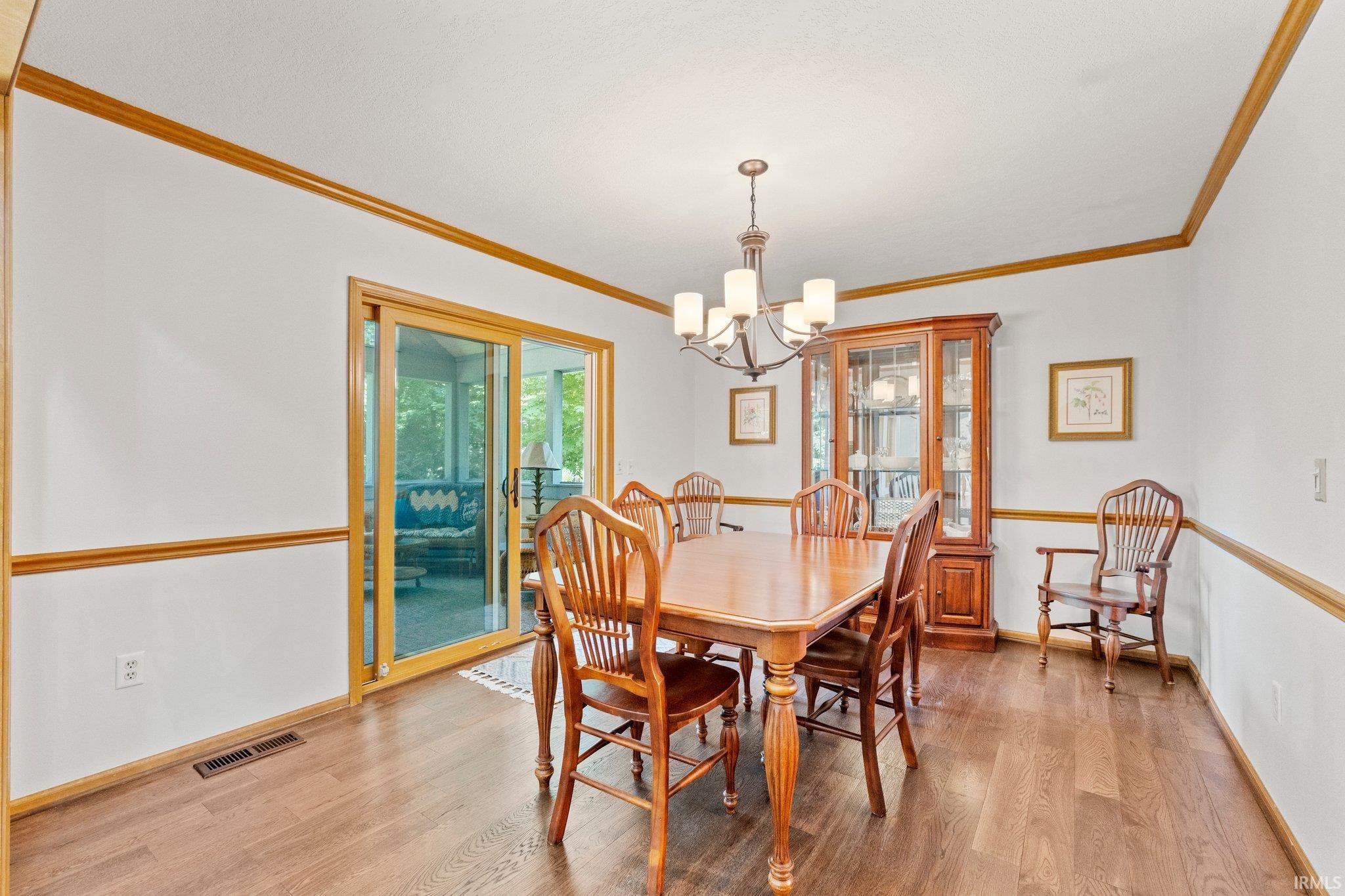 Photo 6 of 2823 Cliffwood Lane