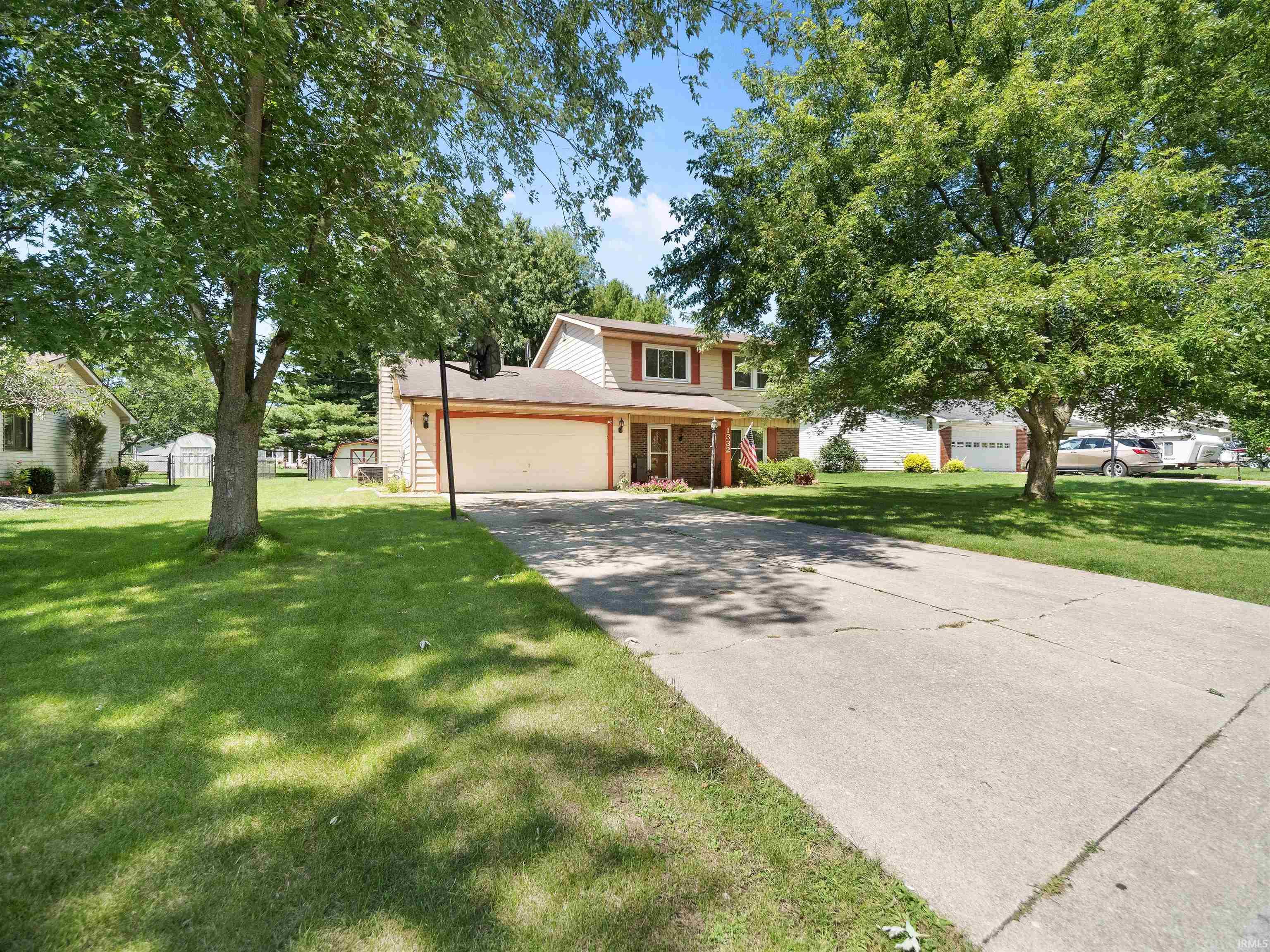 Photo 0 of 1332 Ridgewood Lane