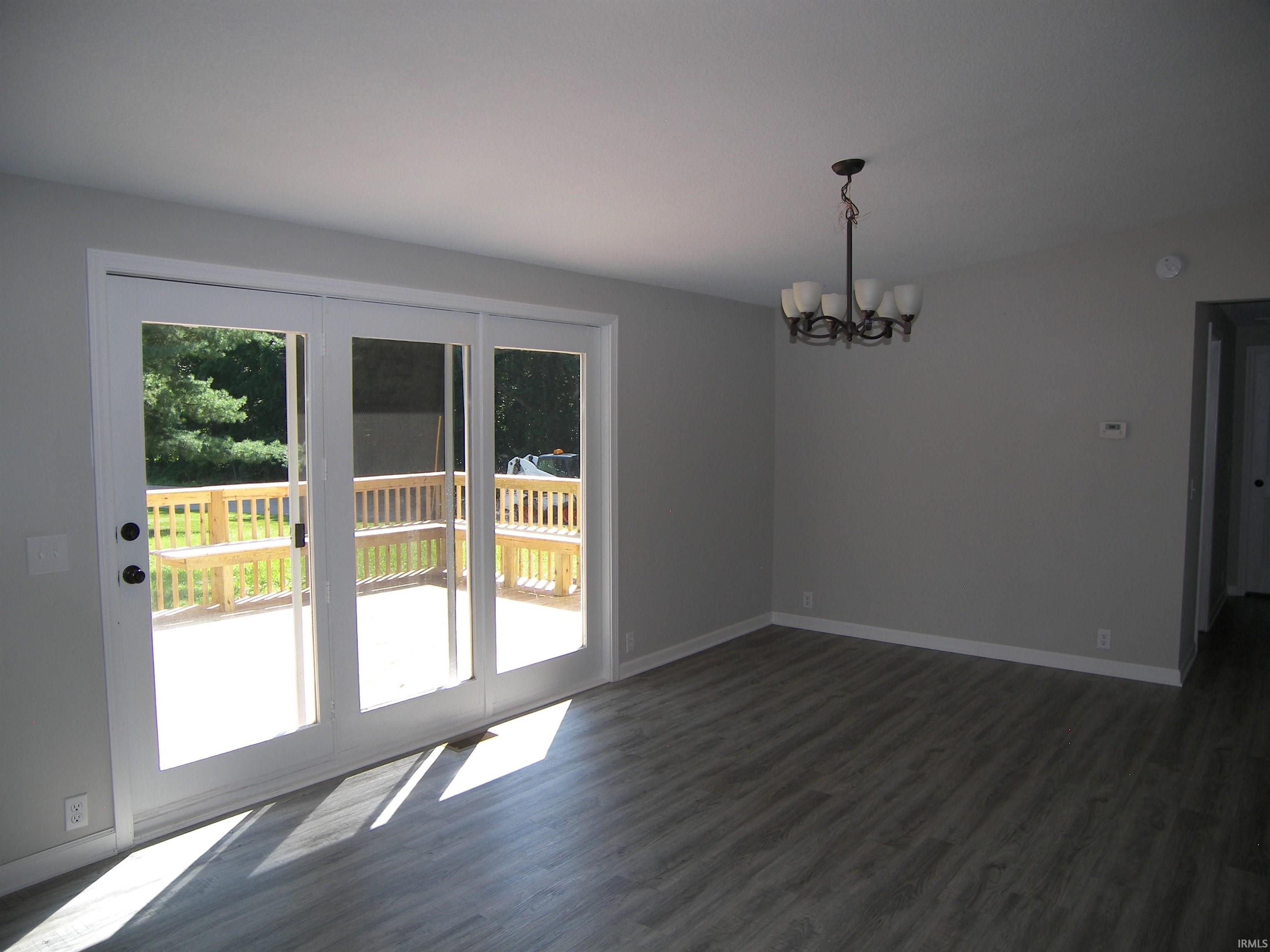 Photo 14 of 1413 Oriole Drive