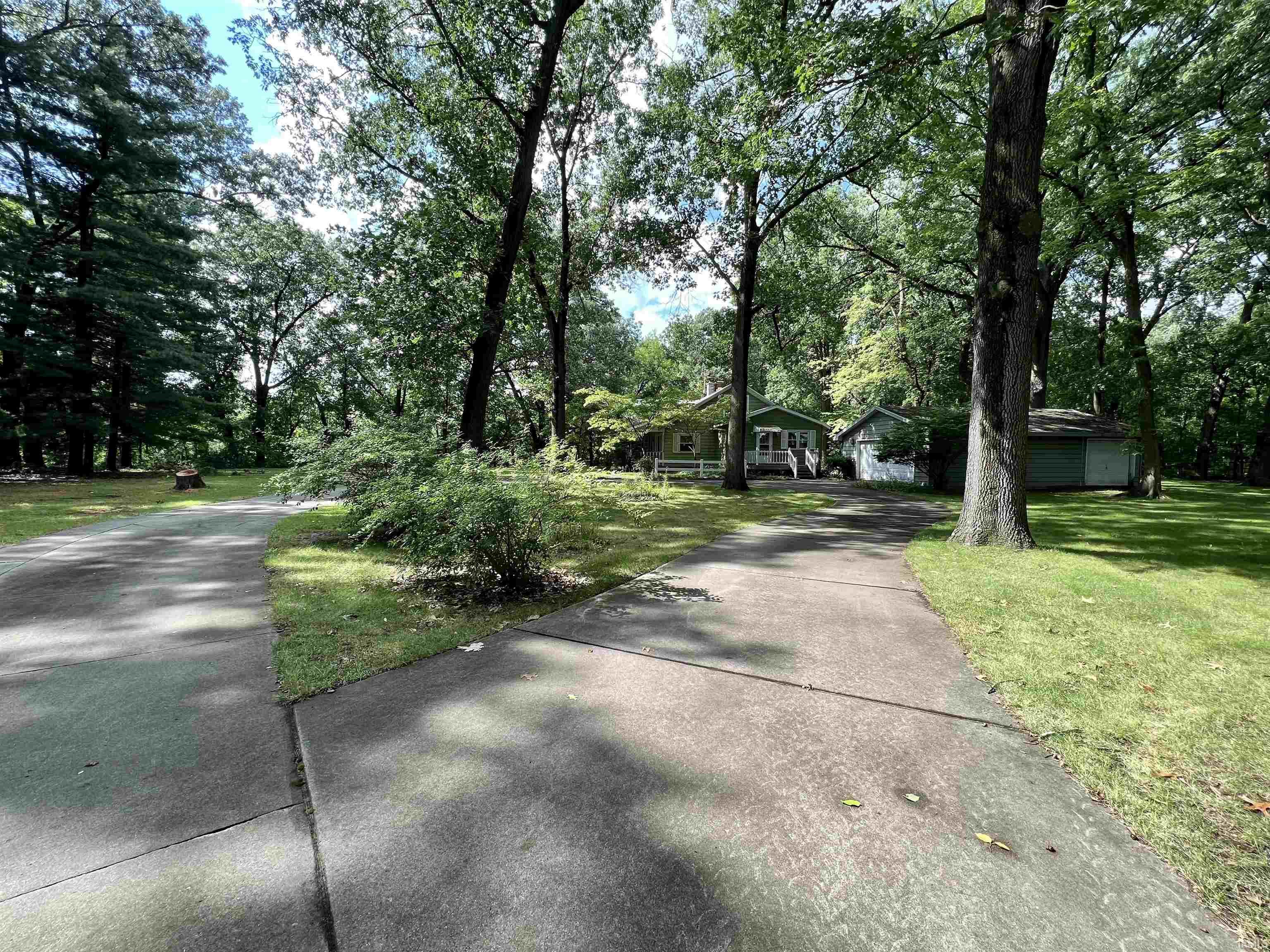 Photo 16 of 52871 Winding Waters Lane
