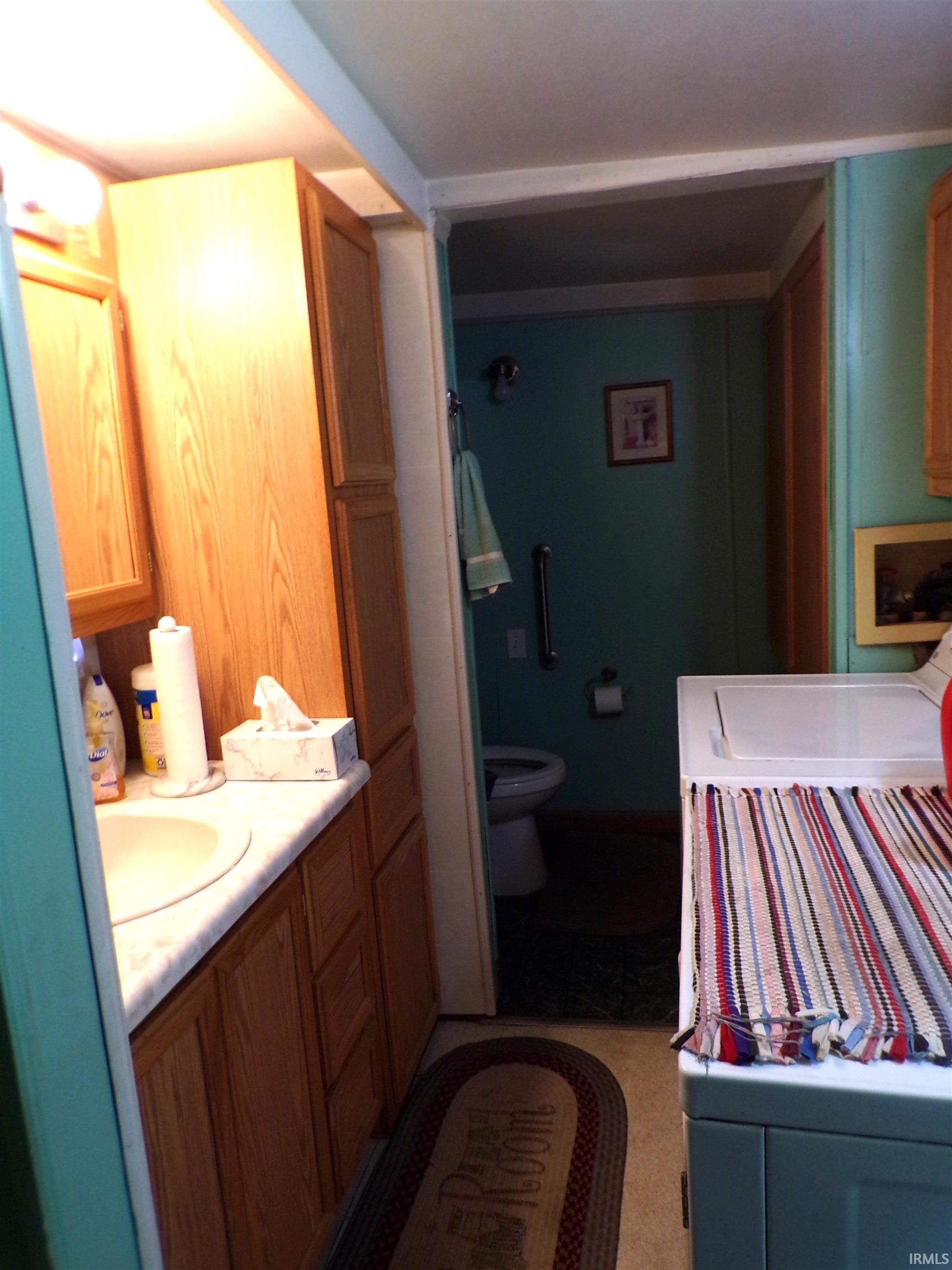 Photo 7 of 990 N 055 E