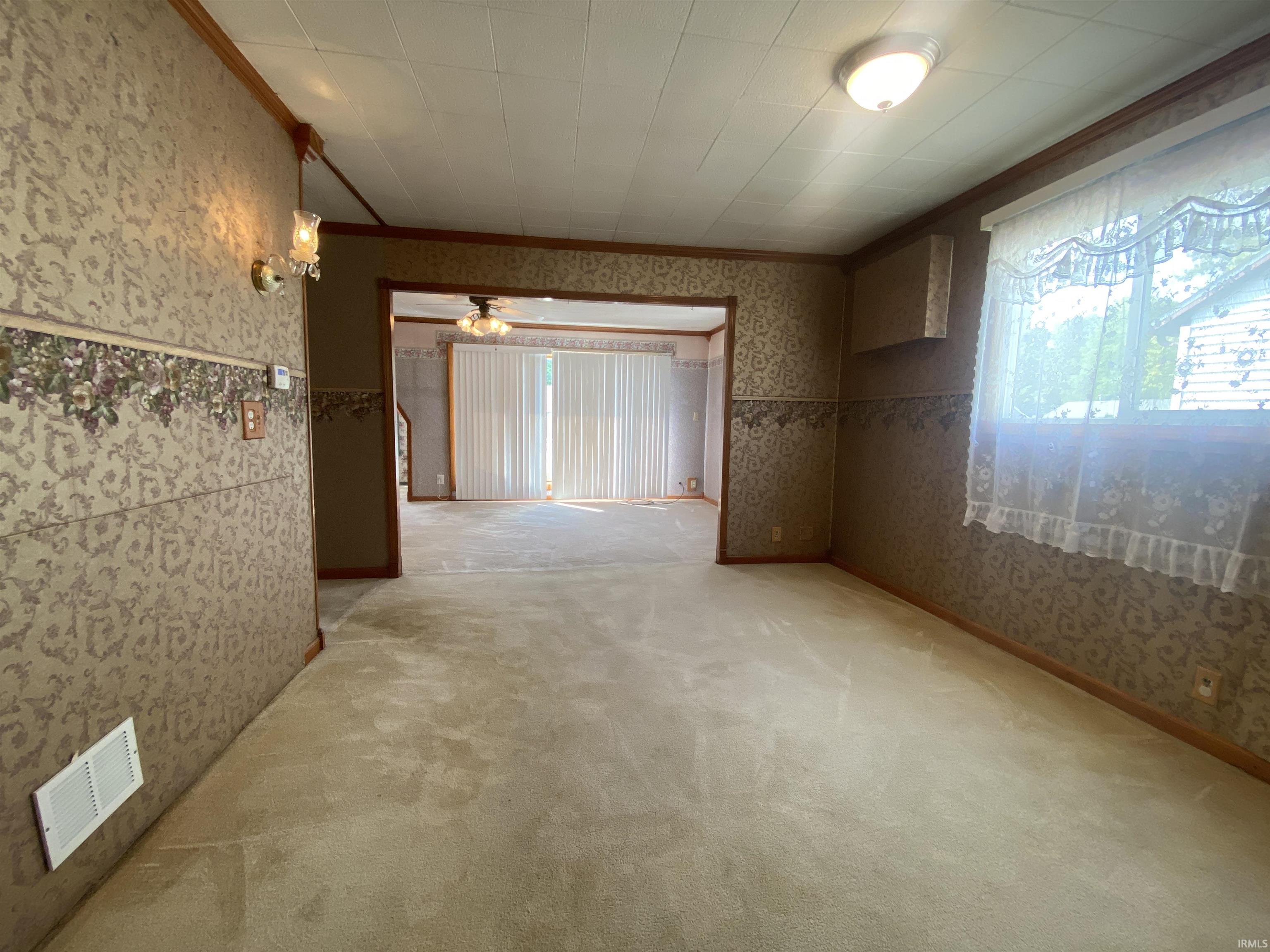Photo 15 of 48 E Sunnydale Drive