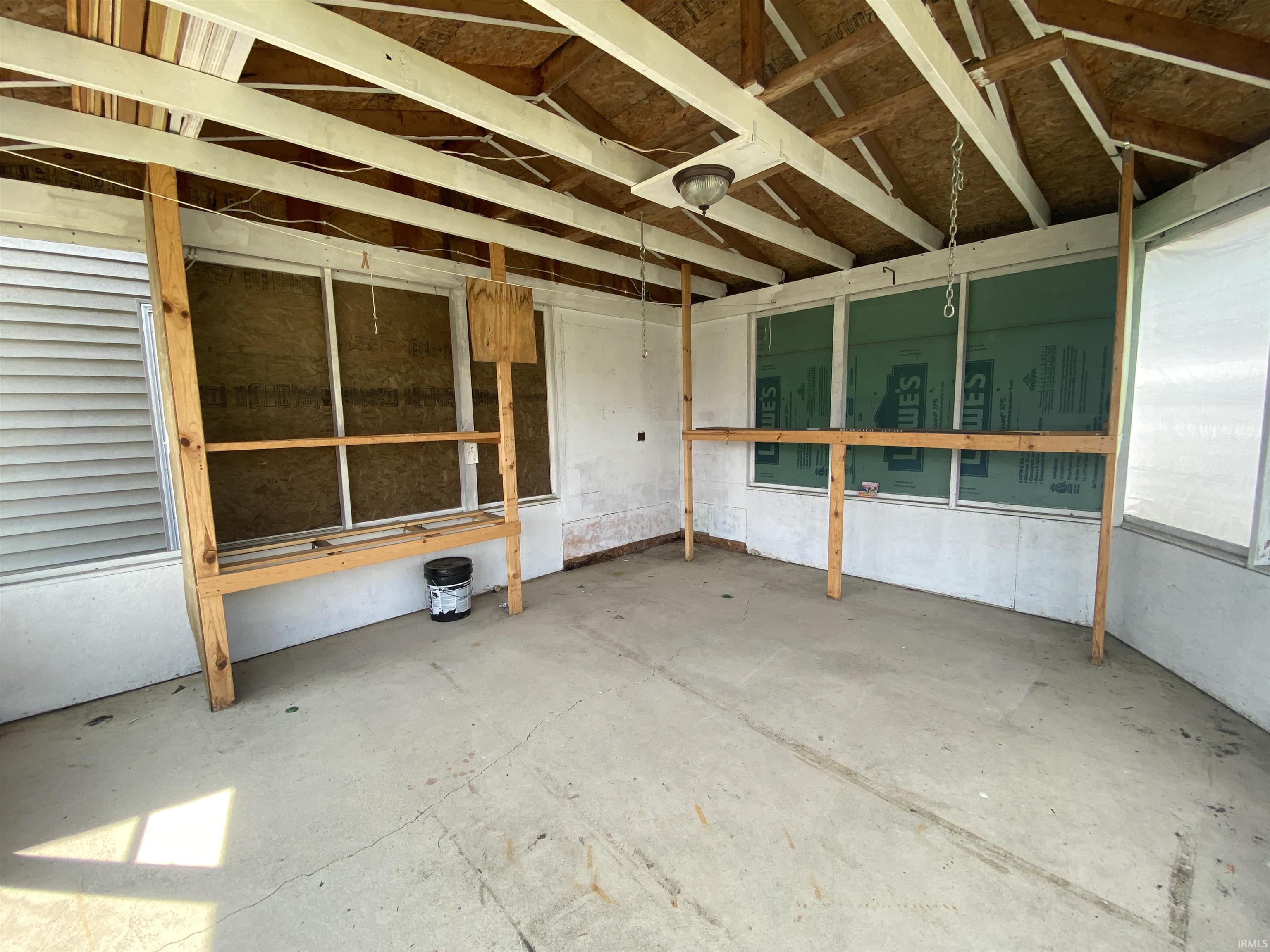 Photo 23 of 48 E Sunnydale Drive
