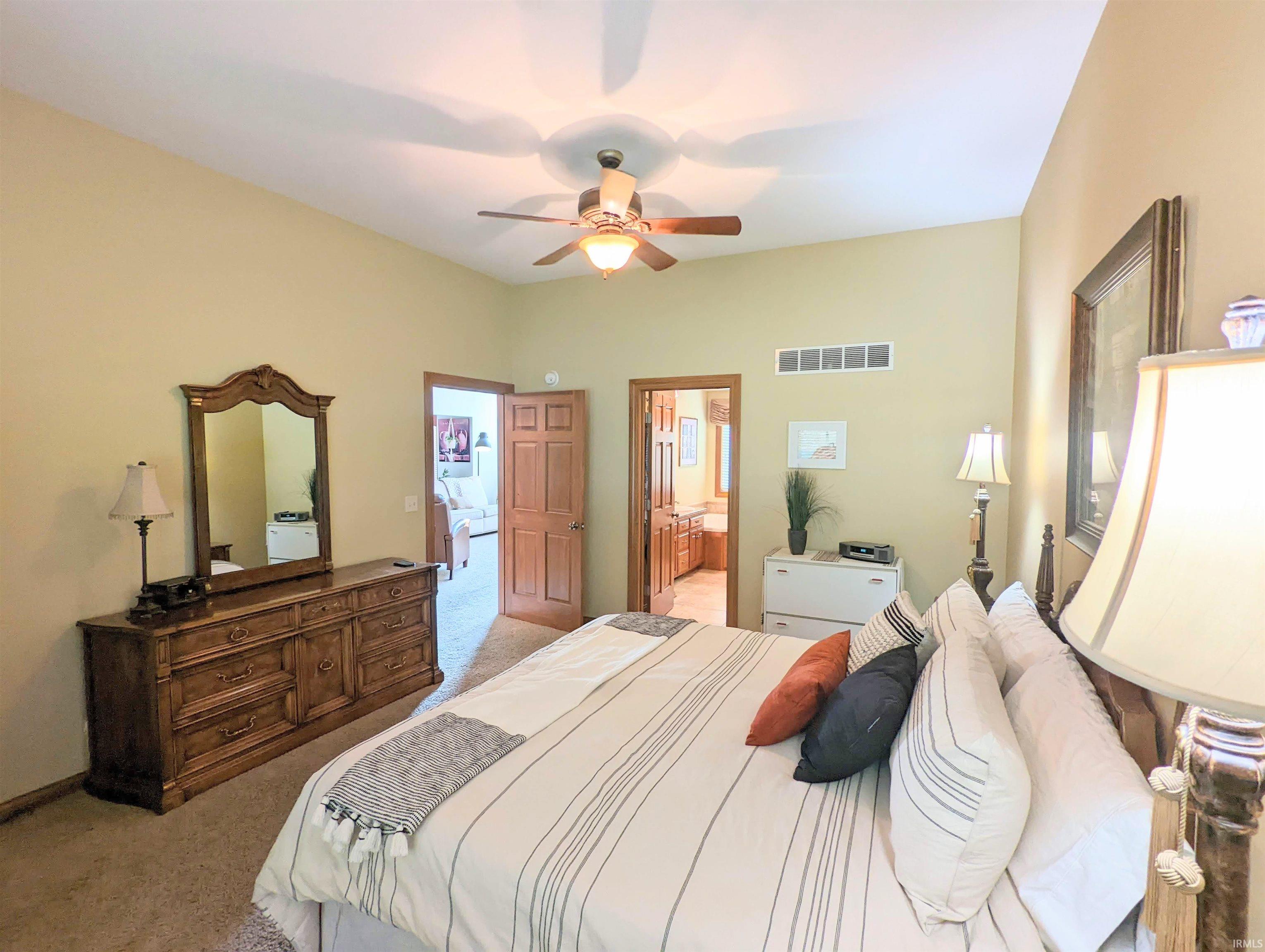 Photo 14 of 2437 Red Oak Court