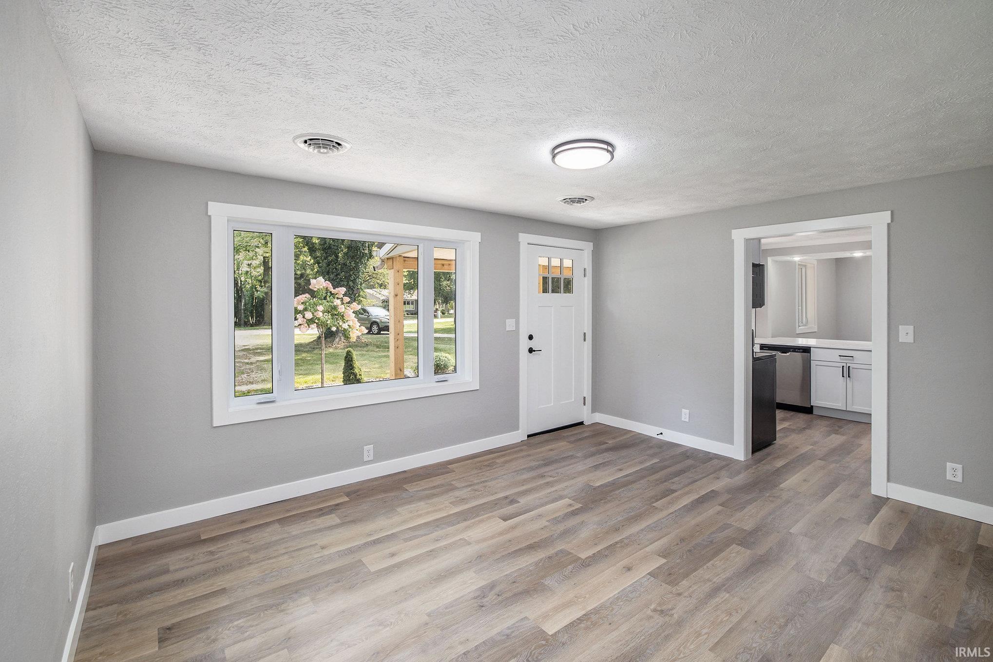 Photo 9 of 411 W Bristol Avenue