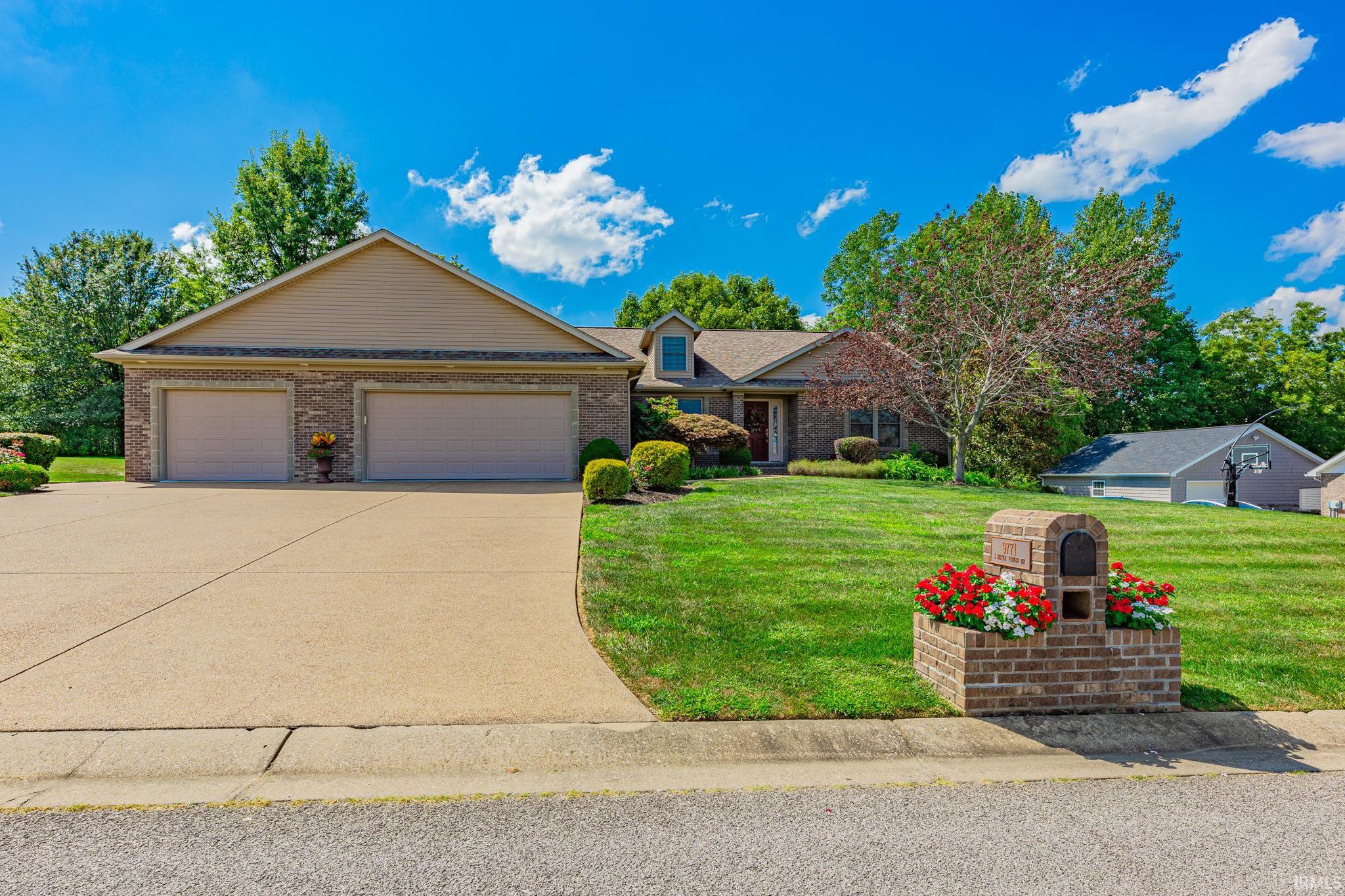 9771 Watertower Drive, Haubstadt, IN 47639