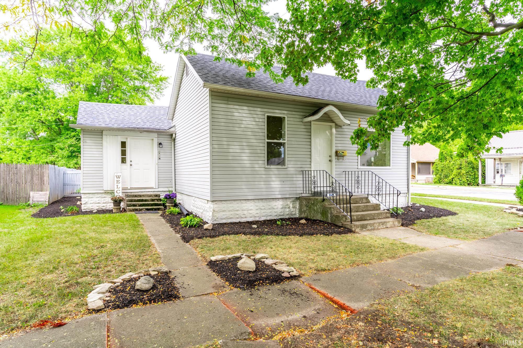 Photo 1 of 639 Douglas Street