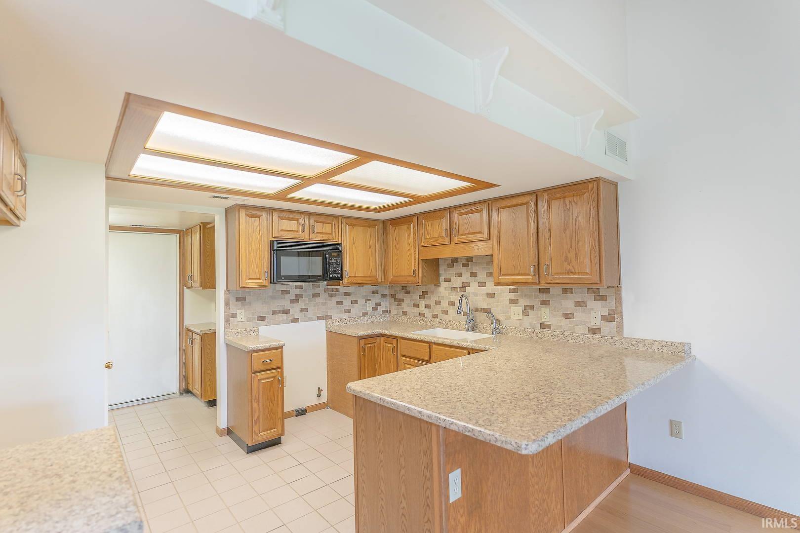 Photo 9 of 1047 Grenelefe Court