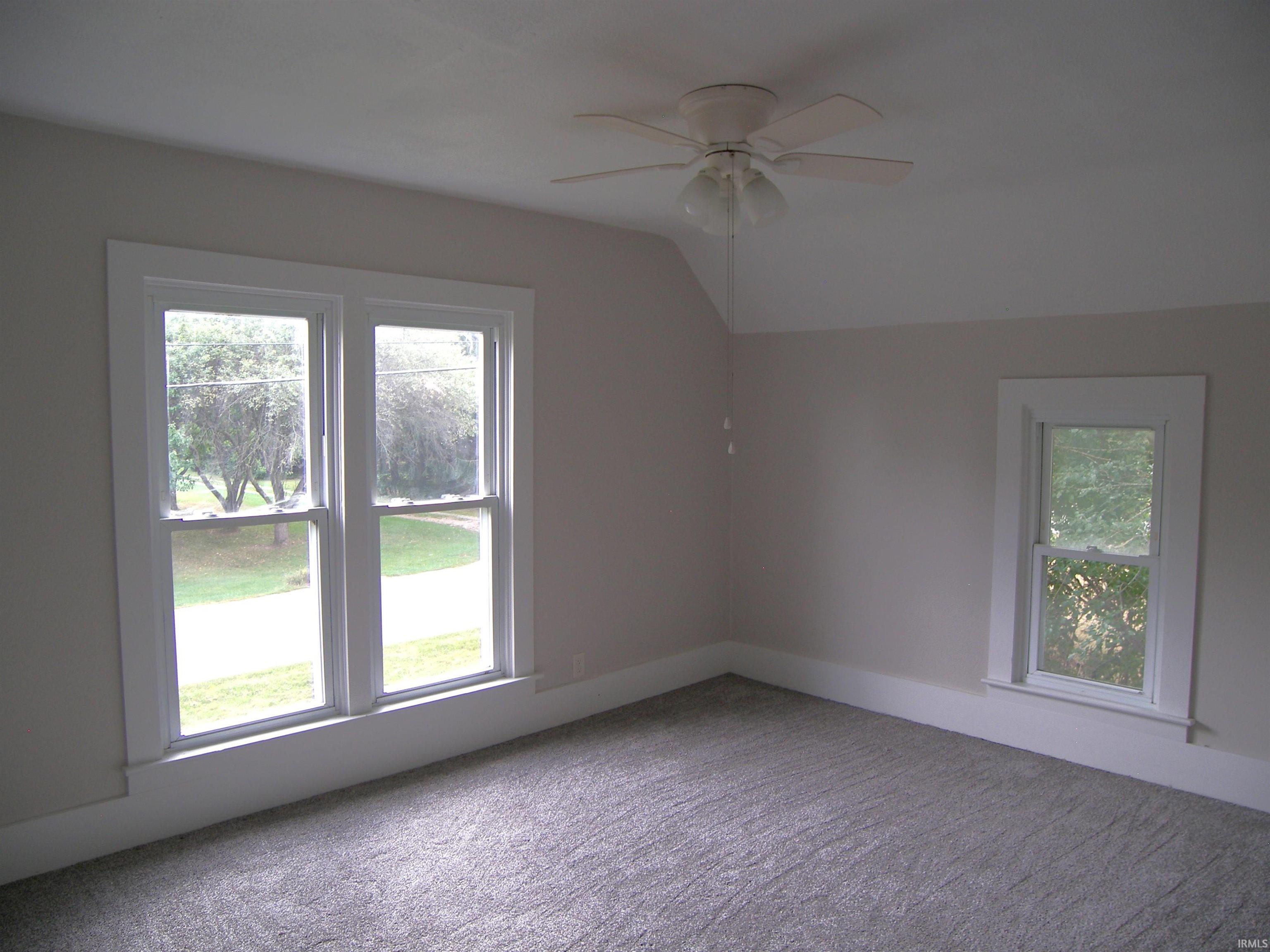 Photo 25 of 1799 S Packerton Road