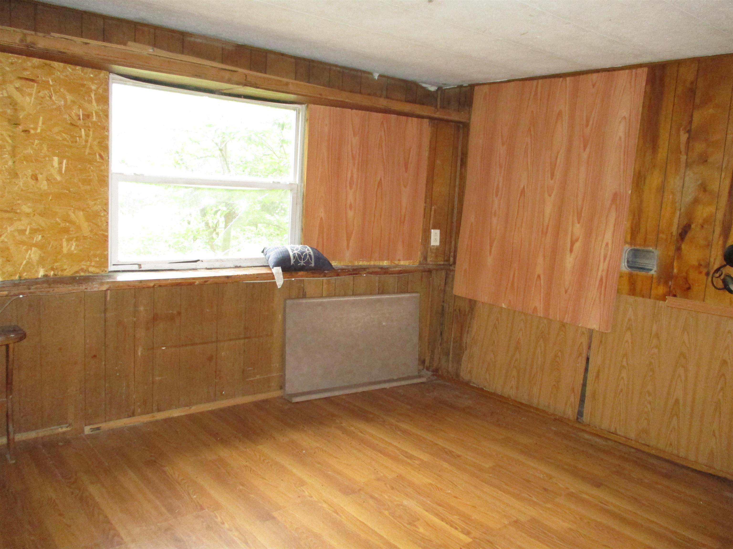 Photo 16 of 4520 W 200 S