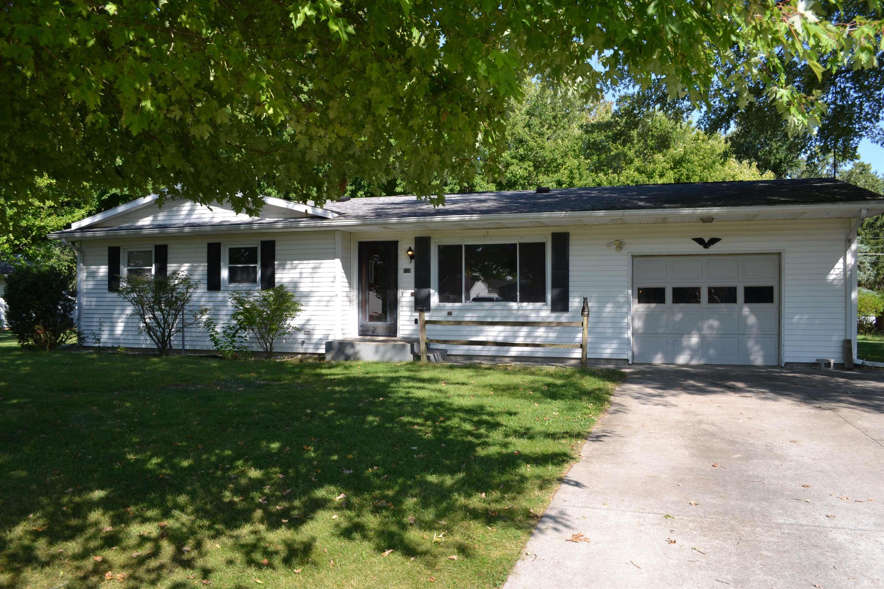 510 N Patty Lane, Kendallville, IN 46755