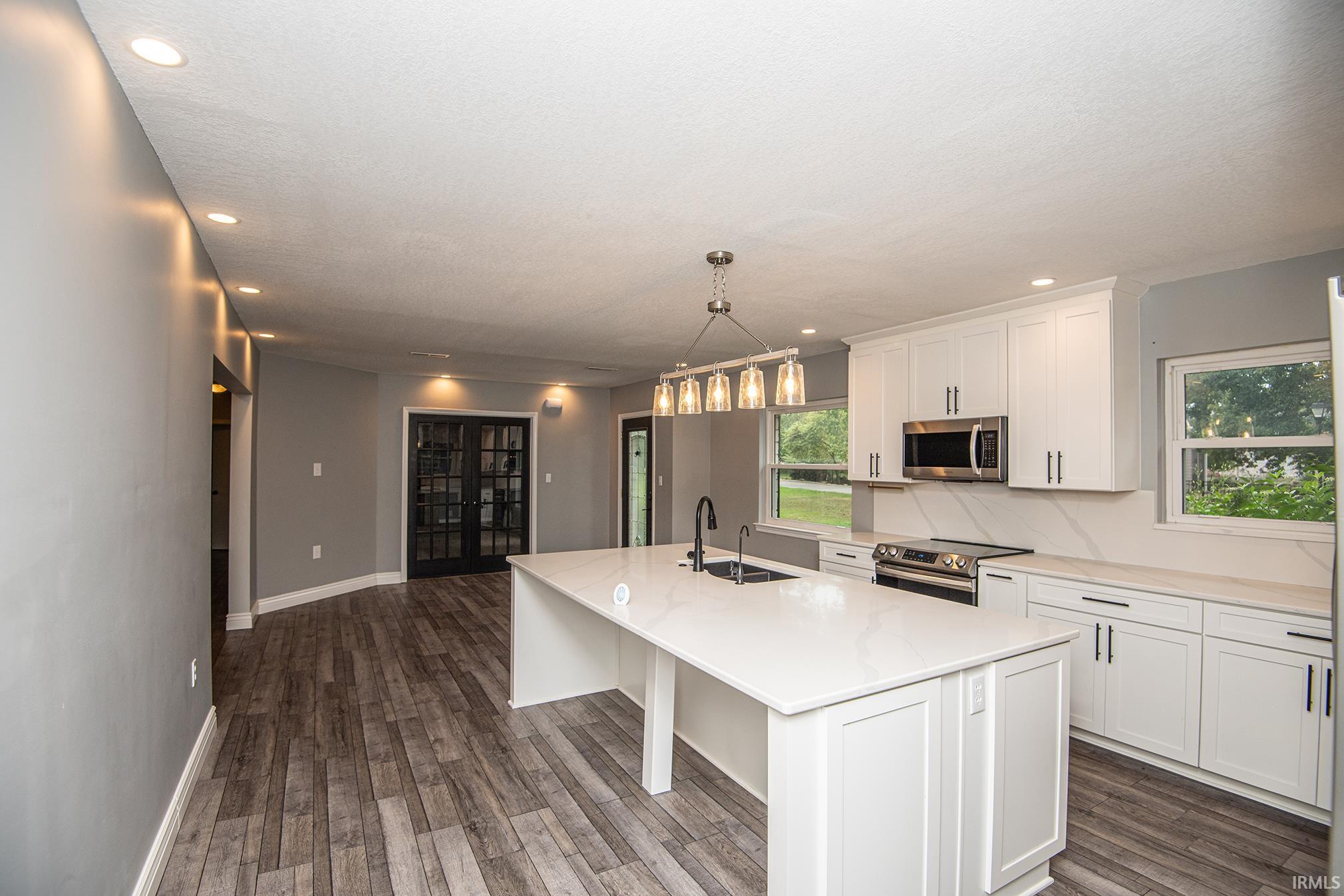 Homes for sale in Vincennes, IN | 1424 Audubon Rd, Vincennes, IN 47591 | MLS# 202332993