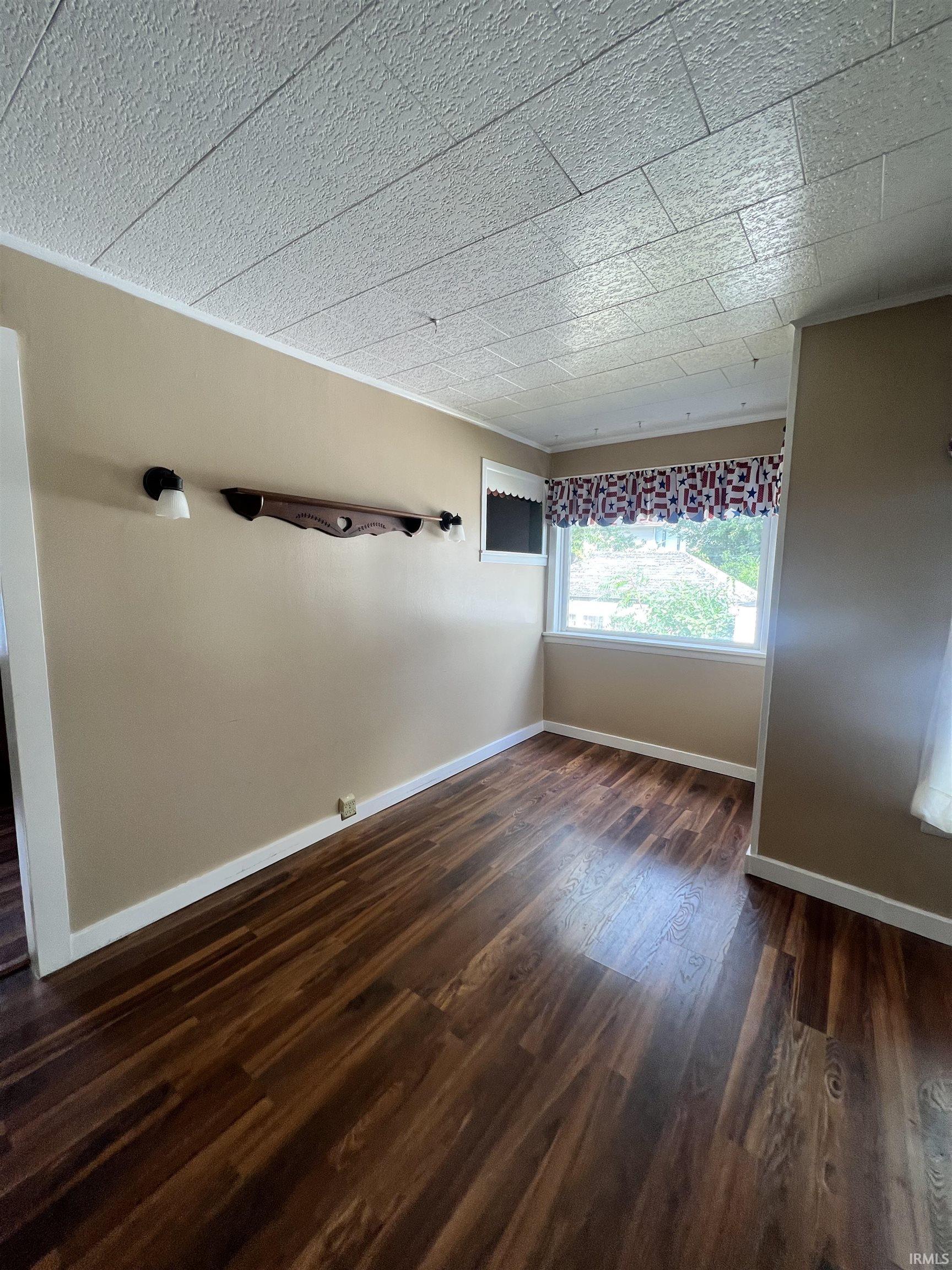 Photo 17 of 432 W Tipton Street