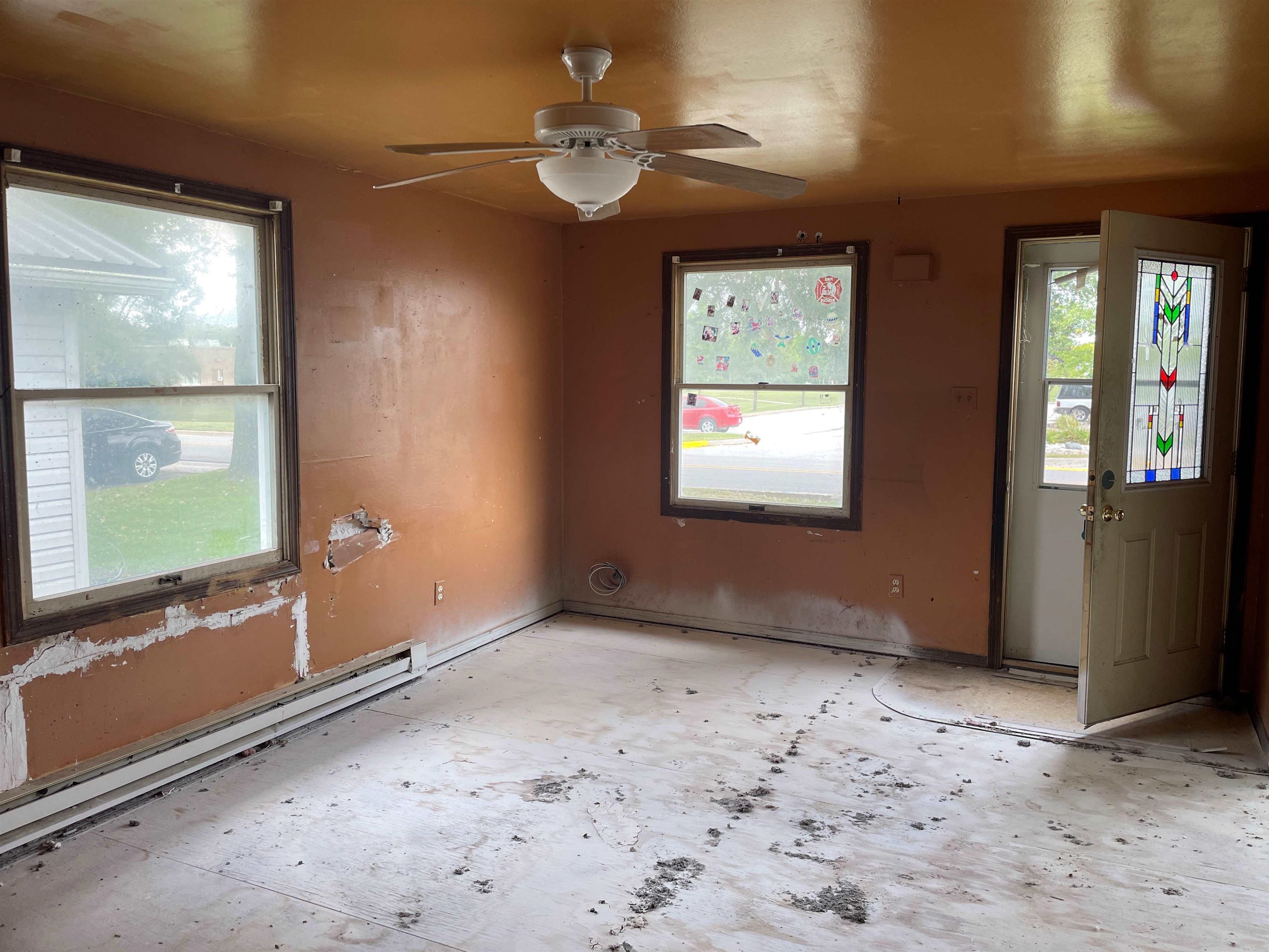 Photo 5 of 1002 High Street