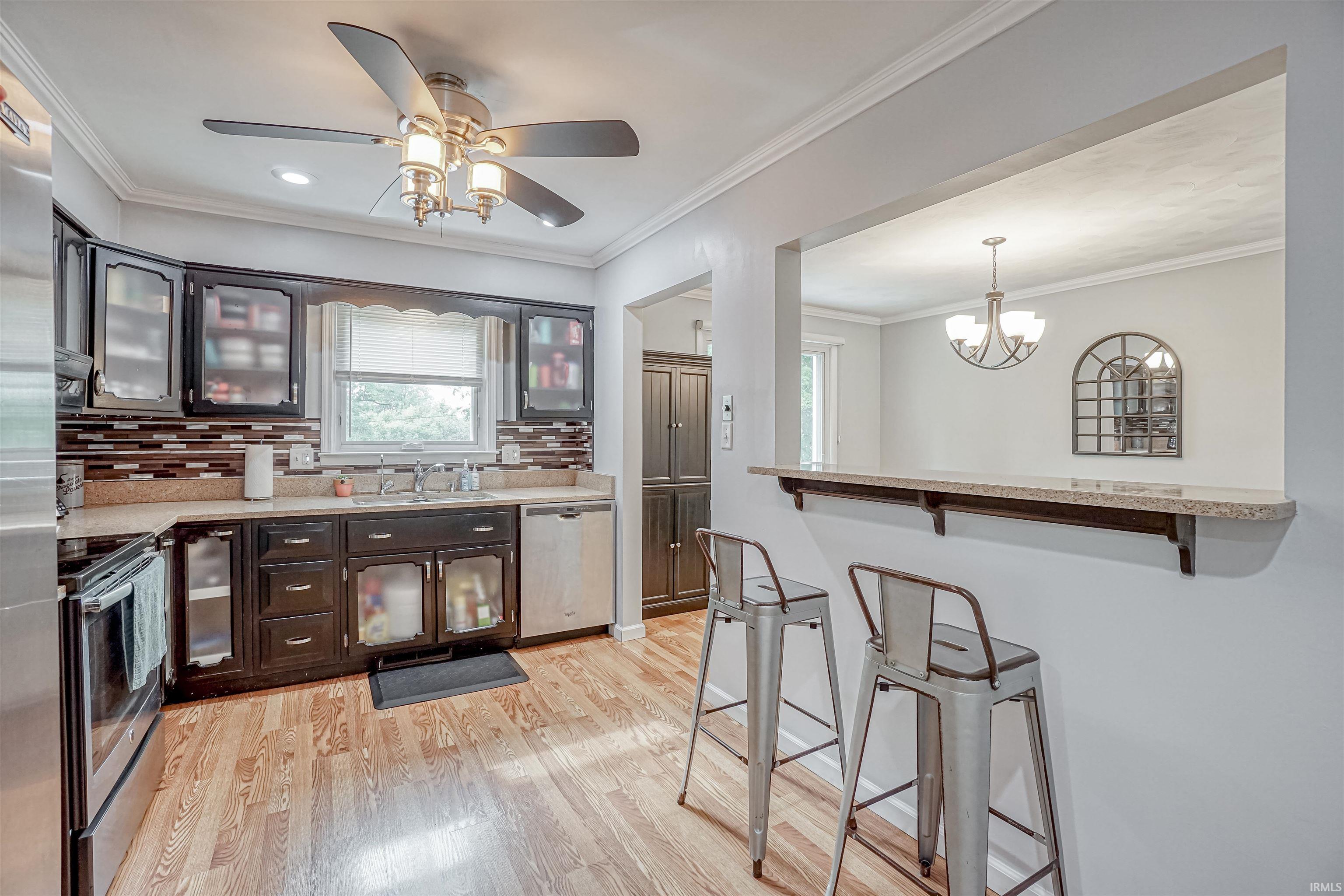 Photo 10 of 8705 Manor Drive