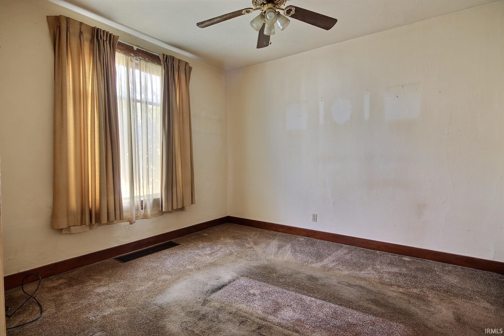 Photo 3 of 620 Anderson Avenue