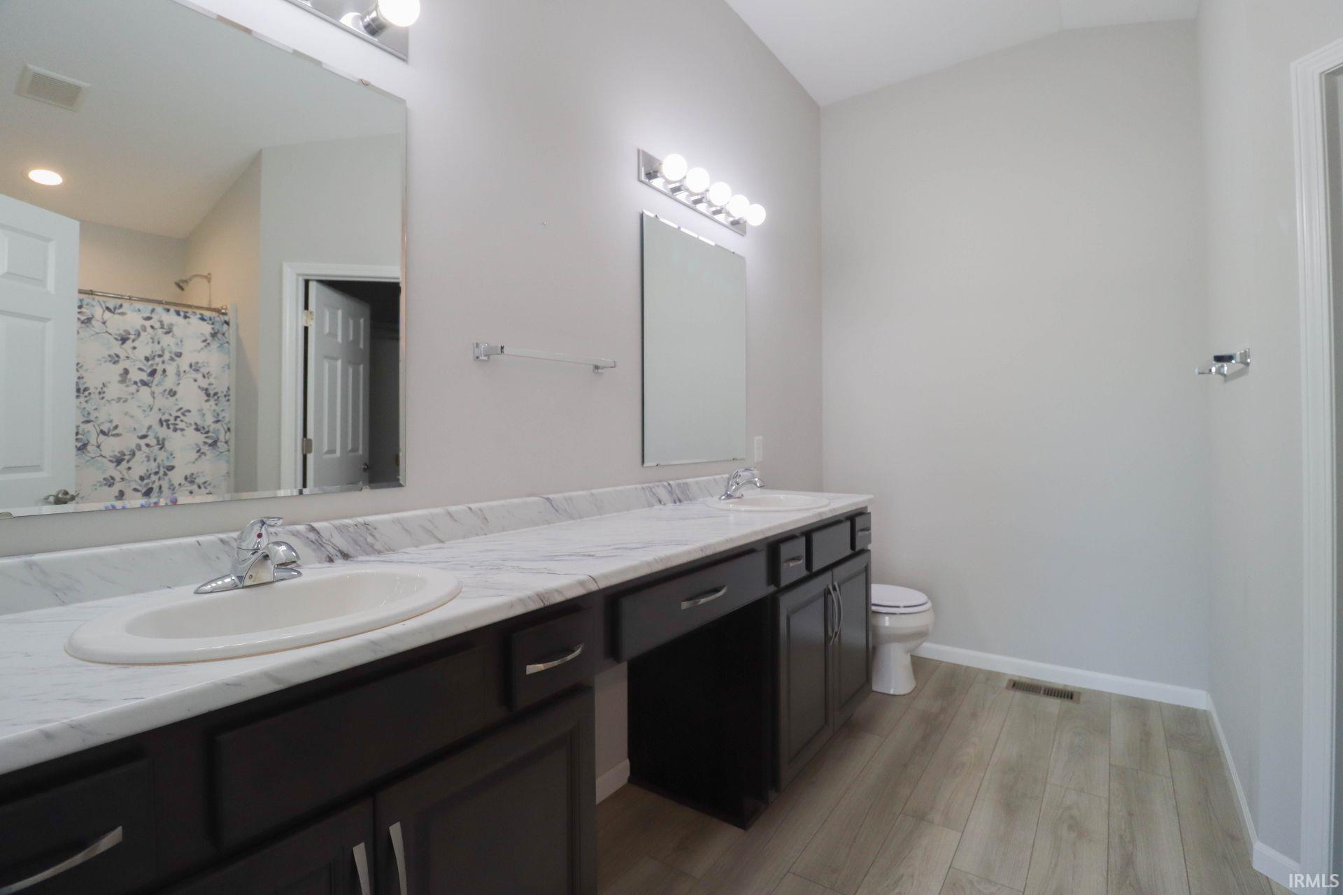 Photo 4 of 11077 Wingara Way