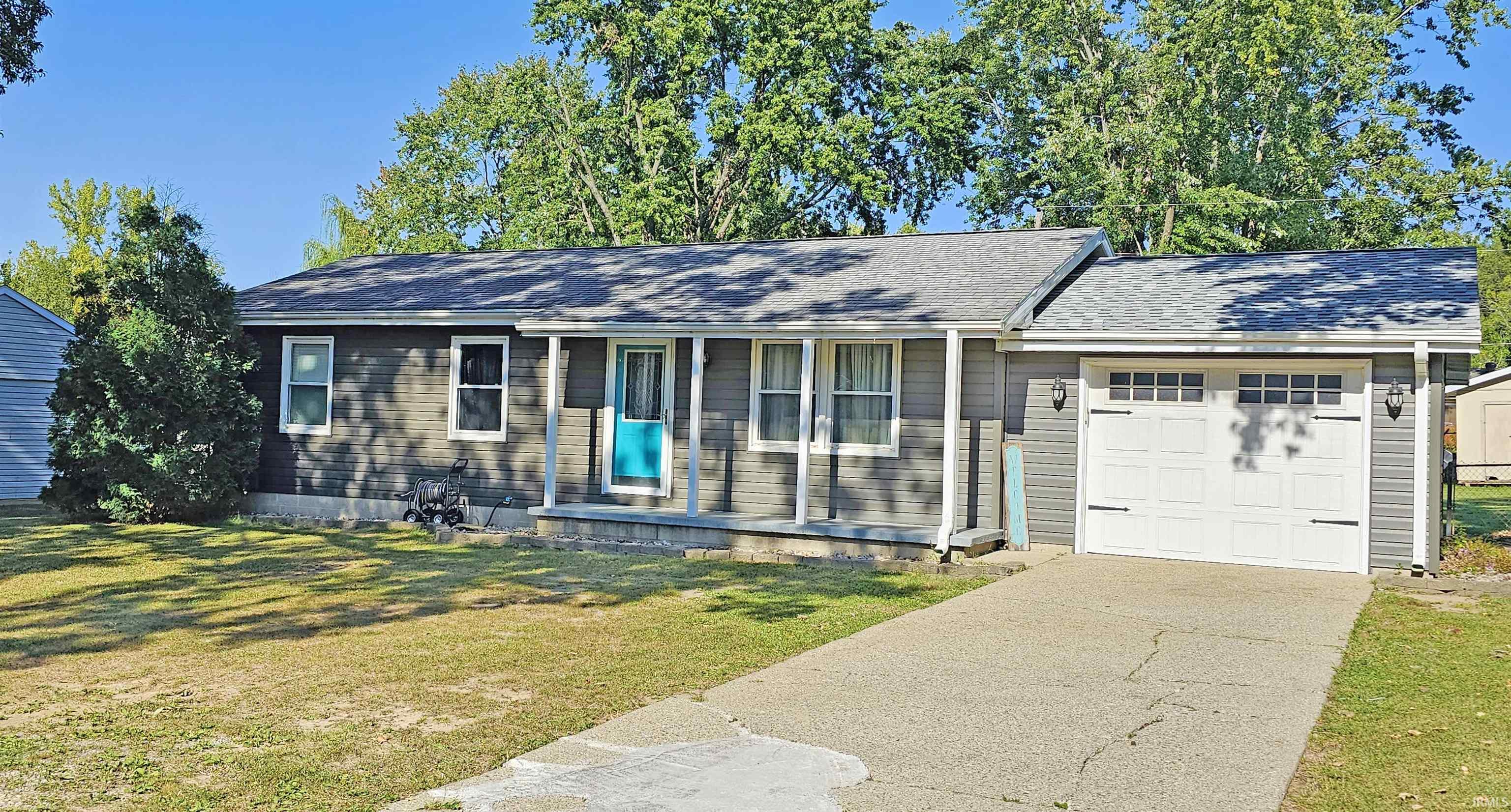 1119 N Plum Street, Mount Carmel, IL 62863
