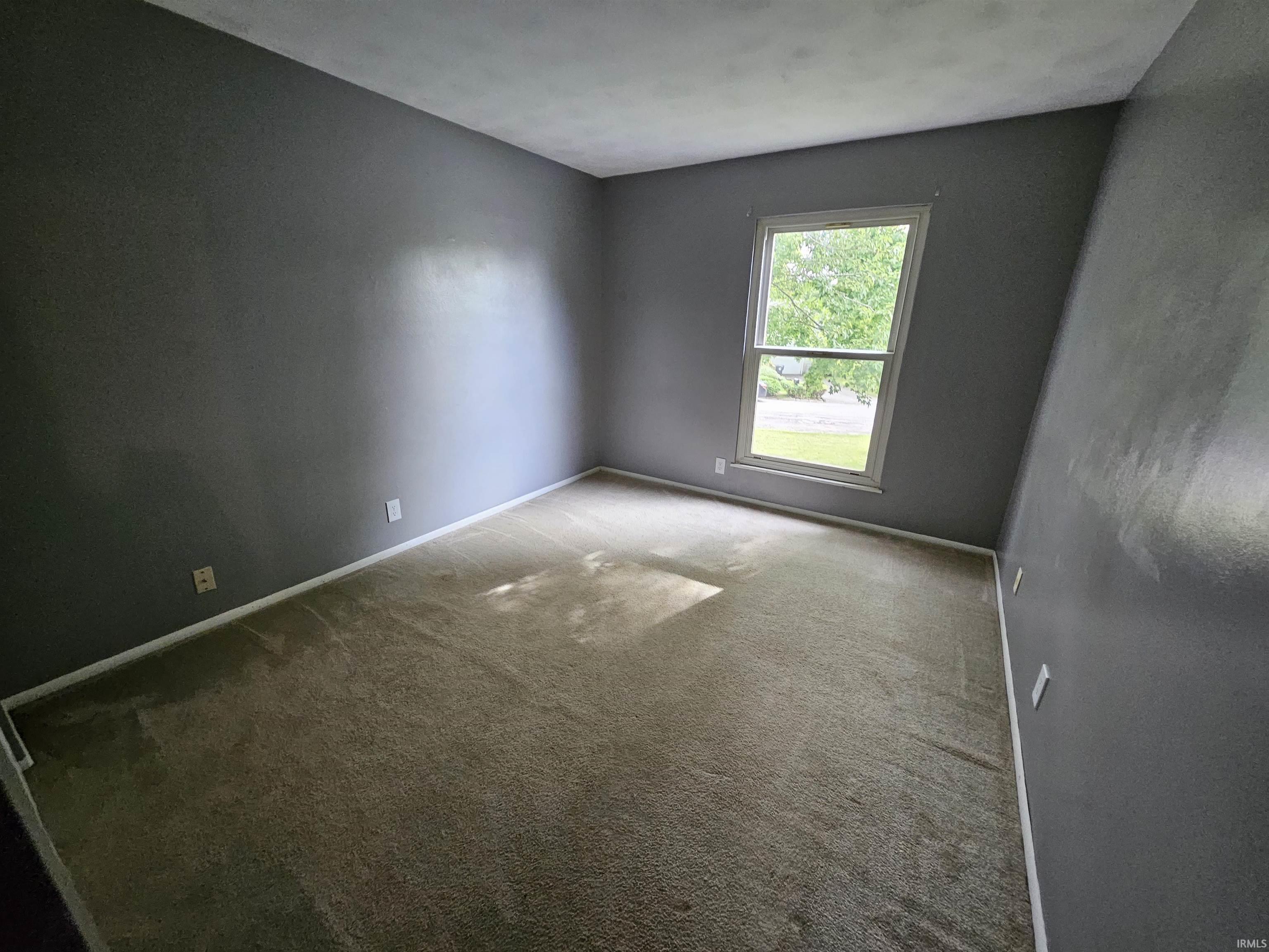 Photo 11 of 417 Weston Avenue
