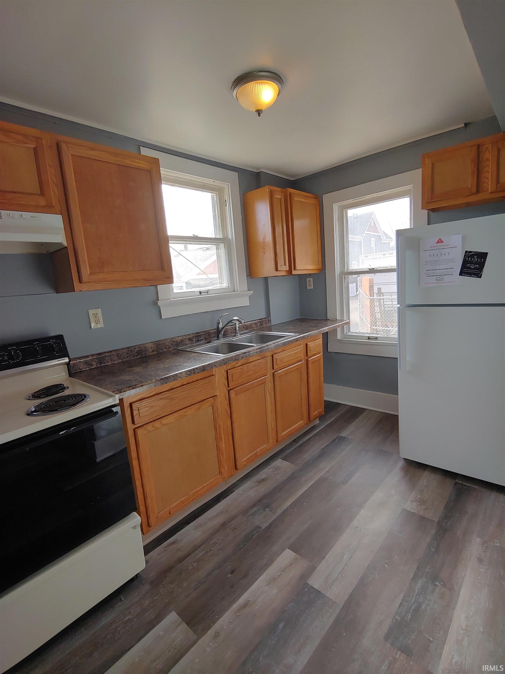 Photo 10 of 809 Spring Street
