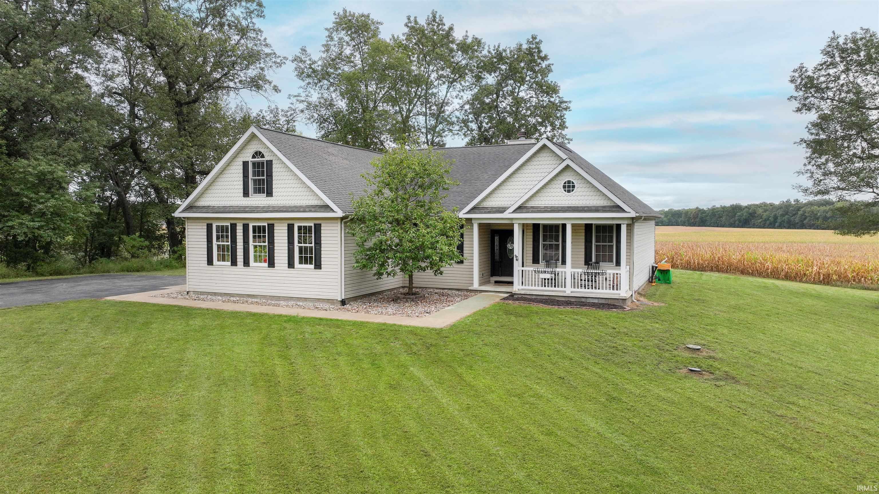 7056 S 590 W, North Judson, IN 46366