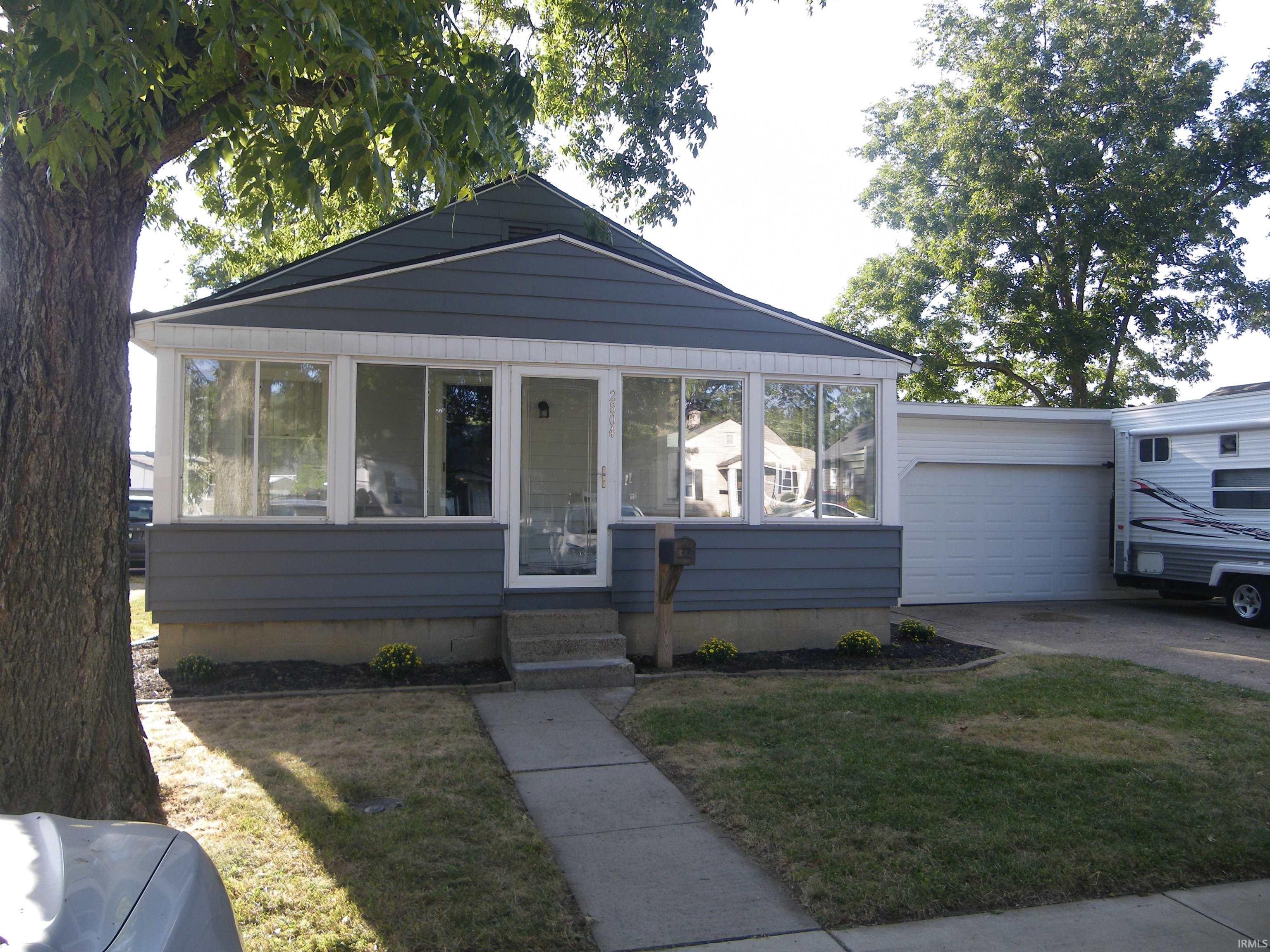 2804 Oakley Street, Evansville, IN 47710