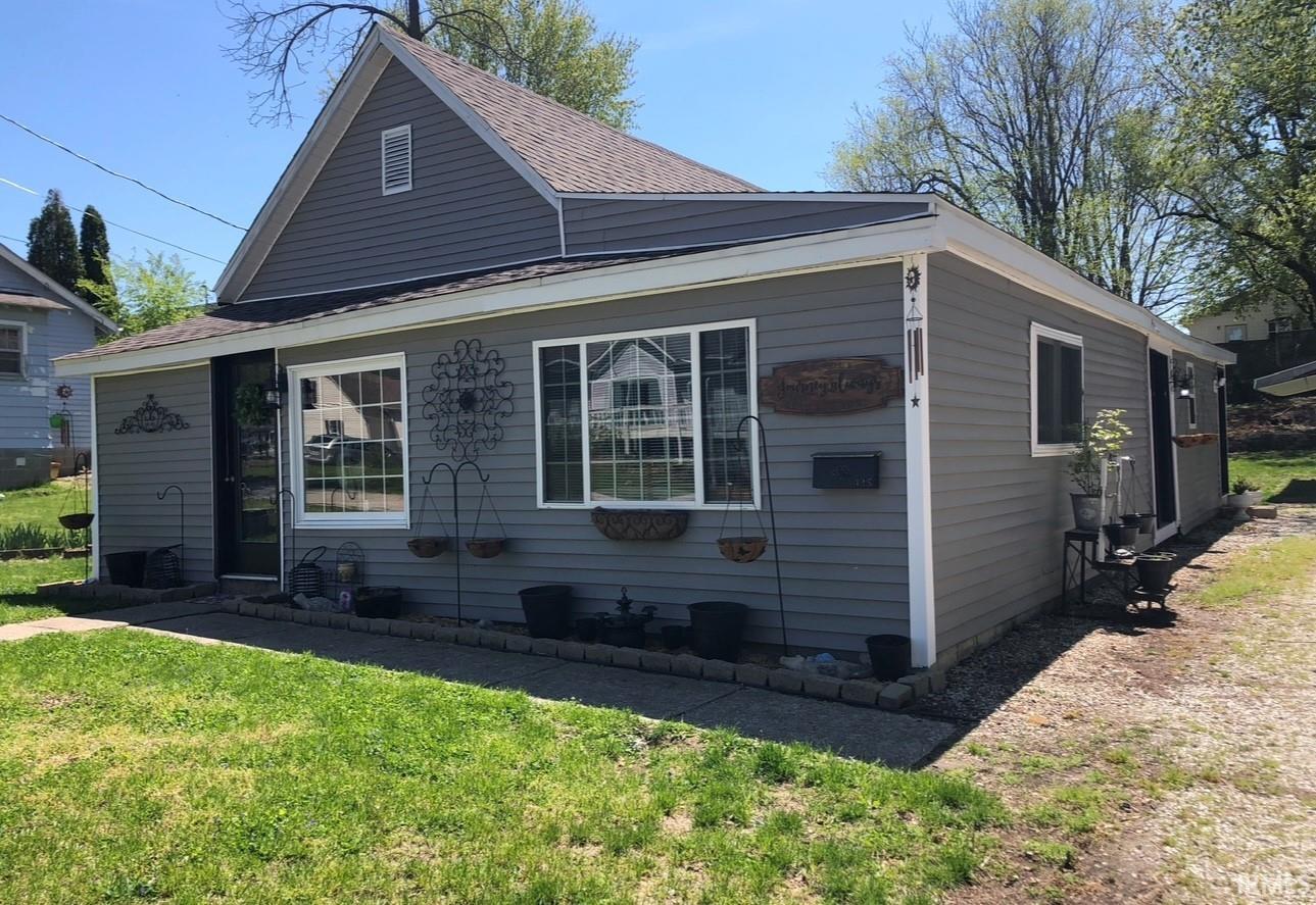 425 W INDIANA AVENUE, BLOOMFIELD, IN 47424 Millican Realty