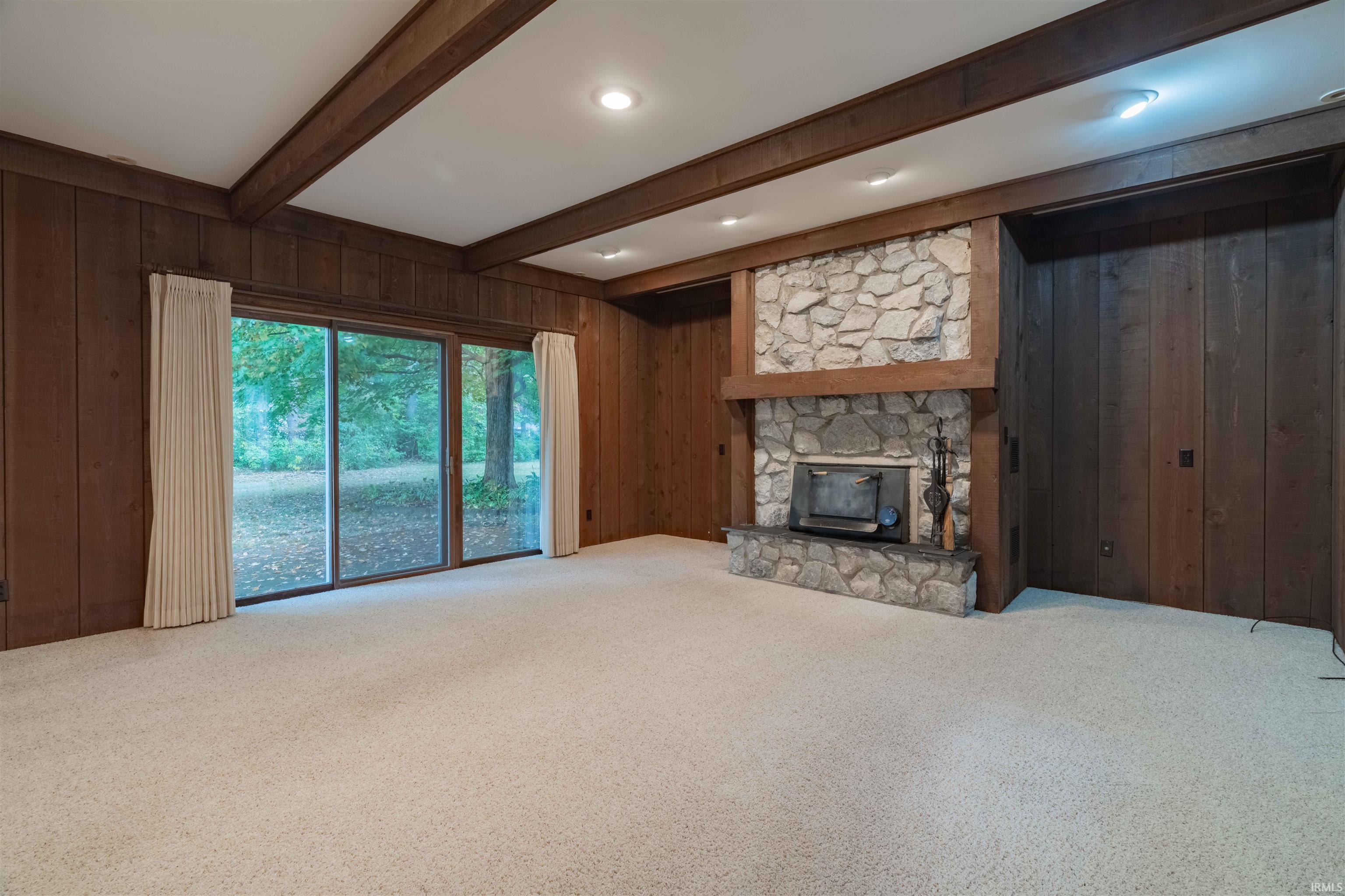 Photo 4 of 1315 Helms Drive