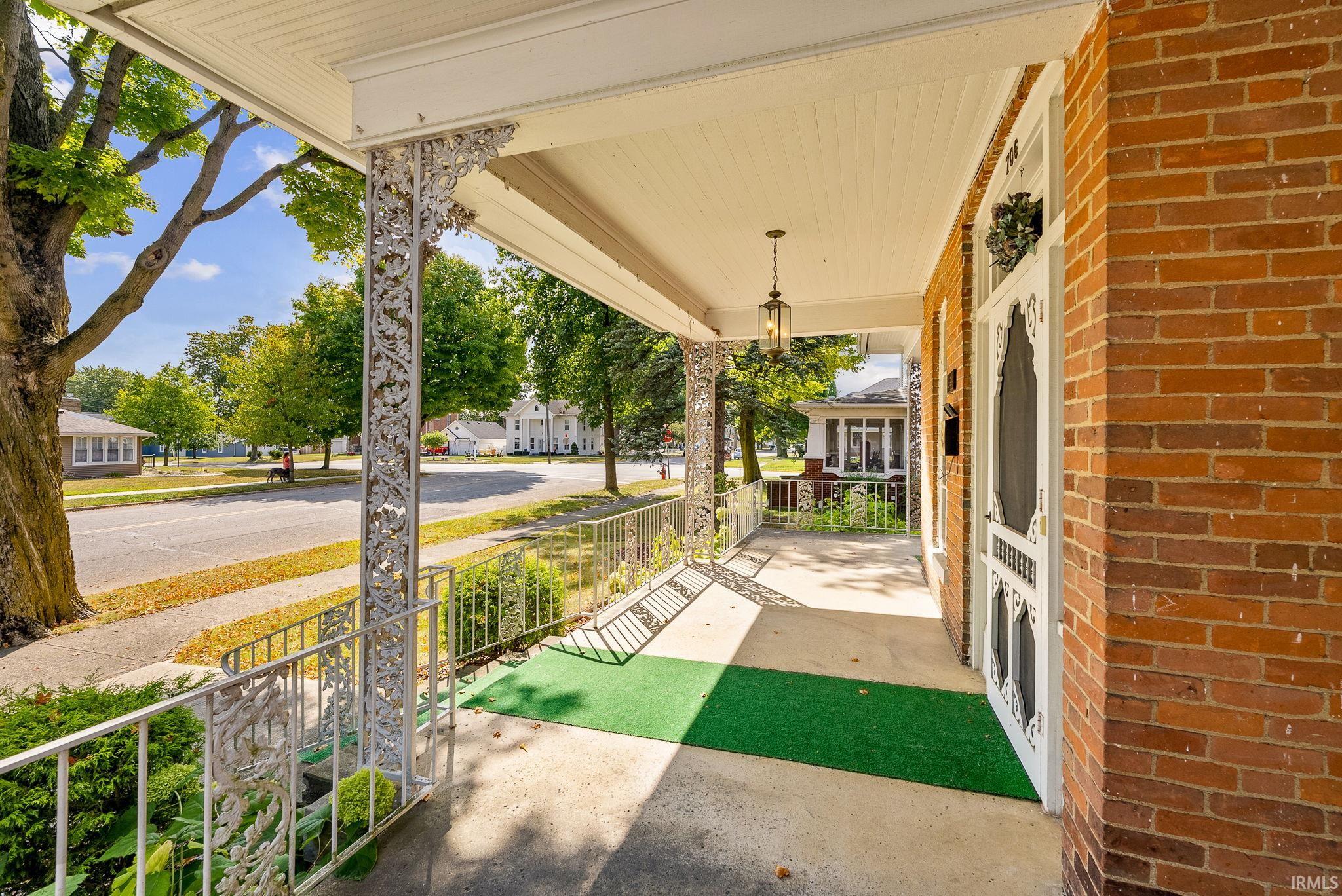 Photo 5 of 706 S Main Street