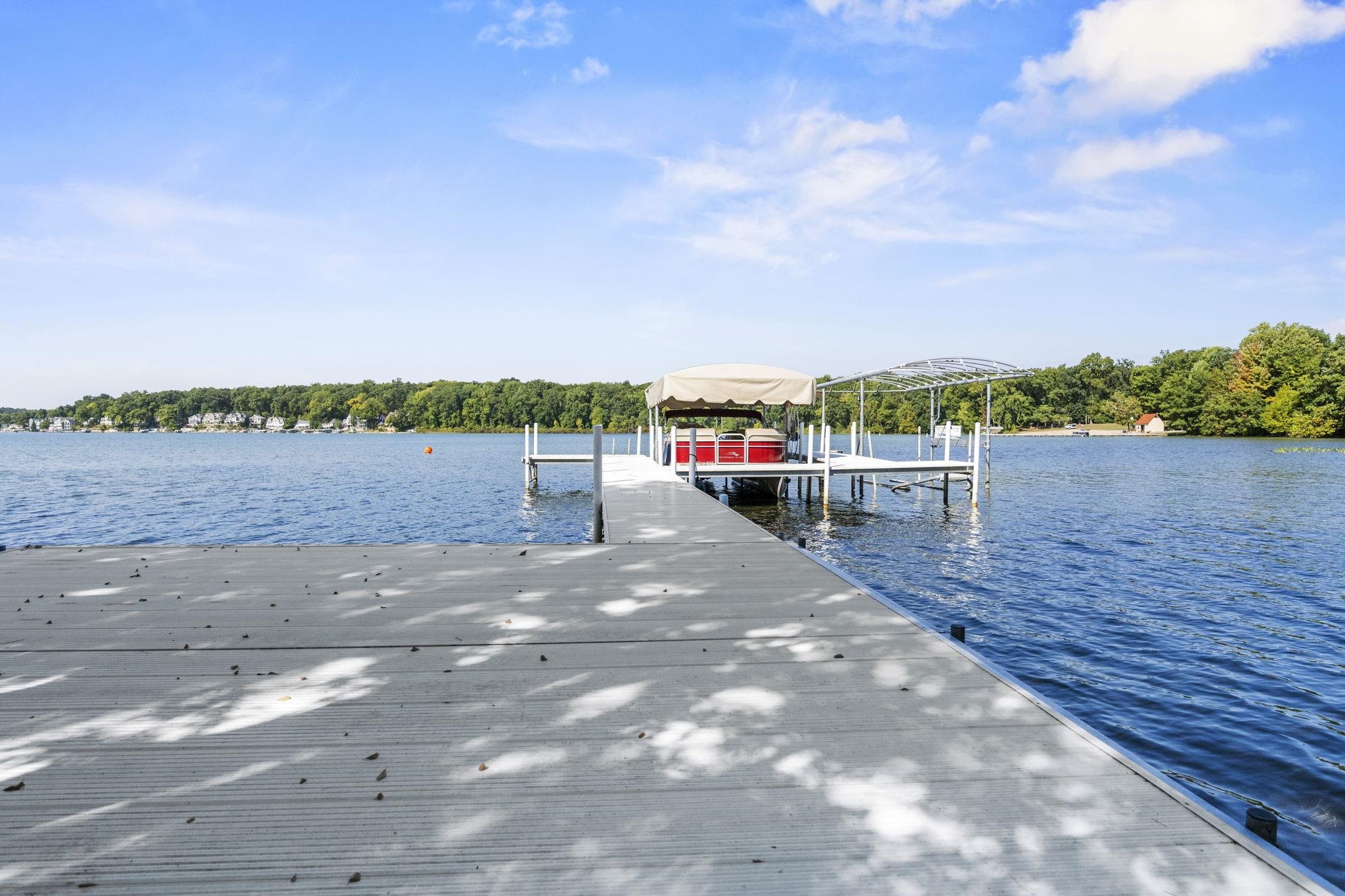 Photo 4 of 475 Lane 150 Lake James