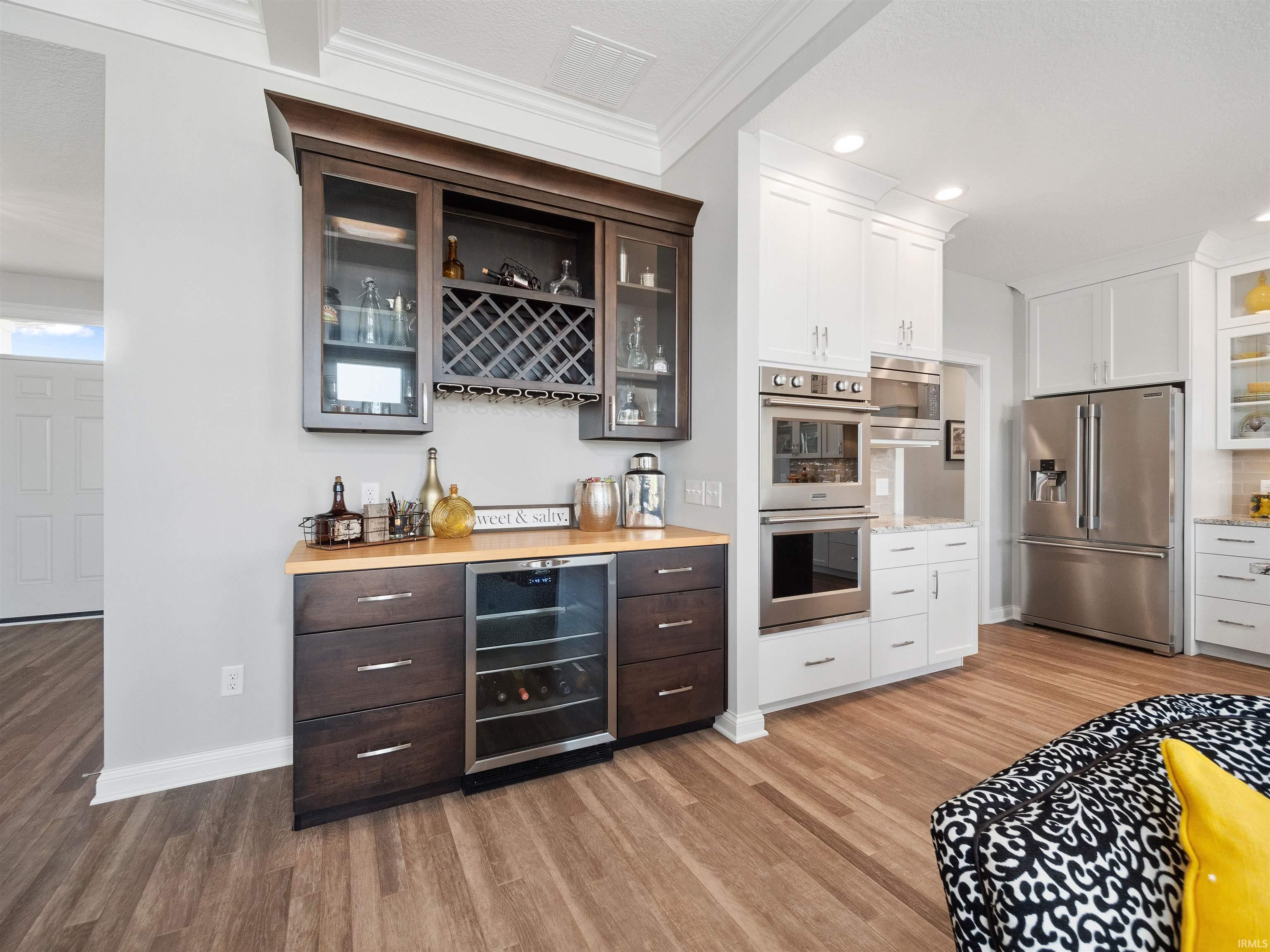 Photo 3 of 248 Jadis Court