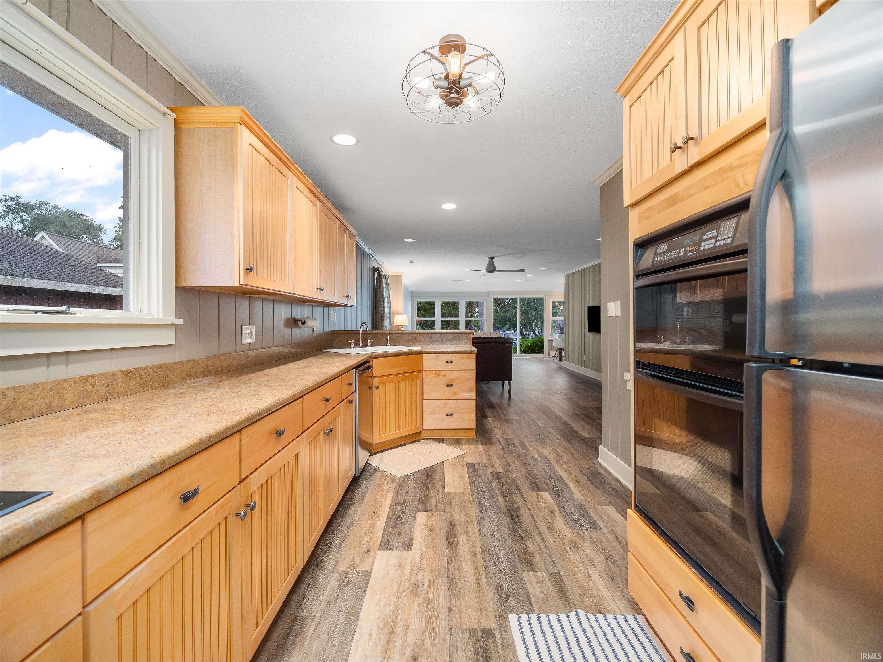 Photo 5 of 11869 N Forest Drive