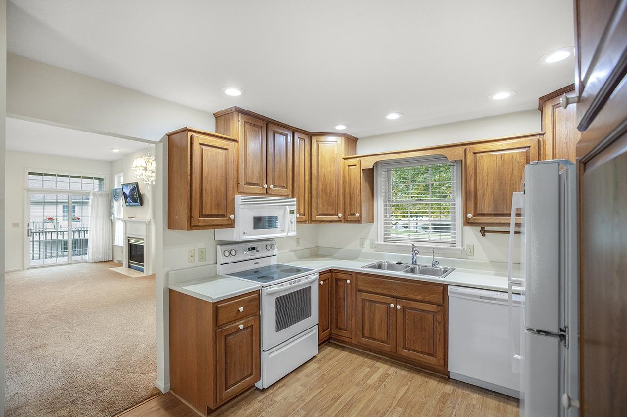 Photo 10 of 1401 Spring Brooke Drive