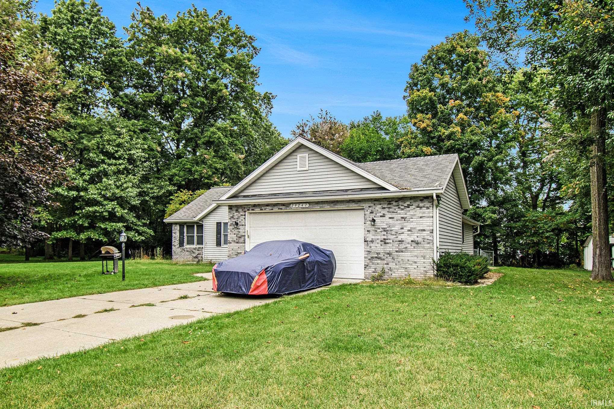 Photo 2 of 29247 Secor Court