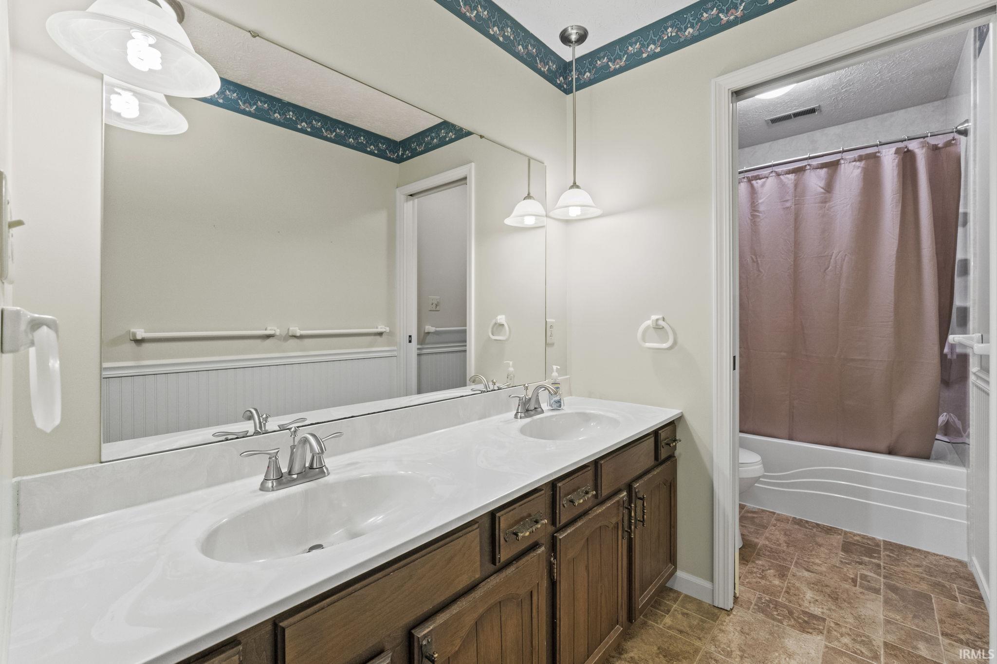 Photo 14 of 1265 N Antler Drive