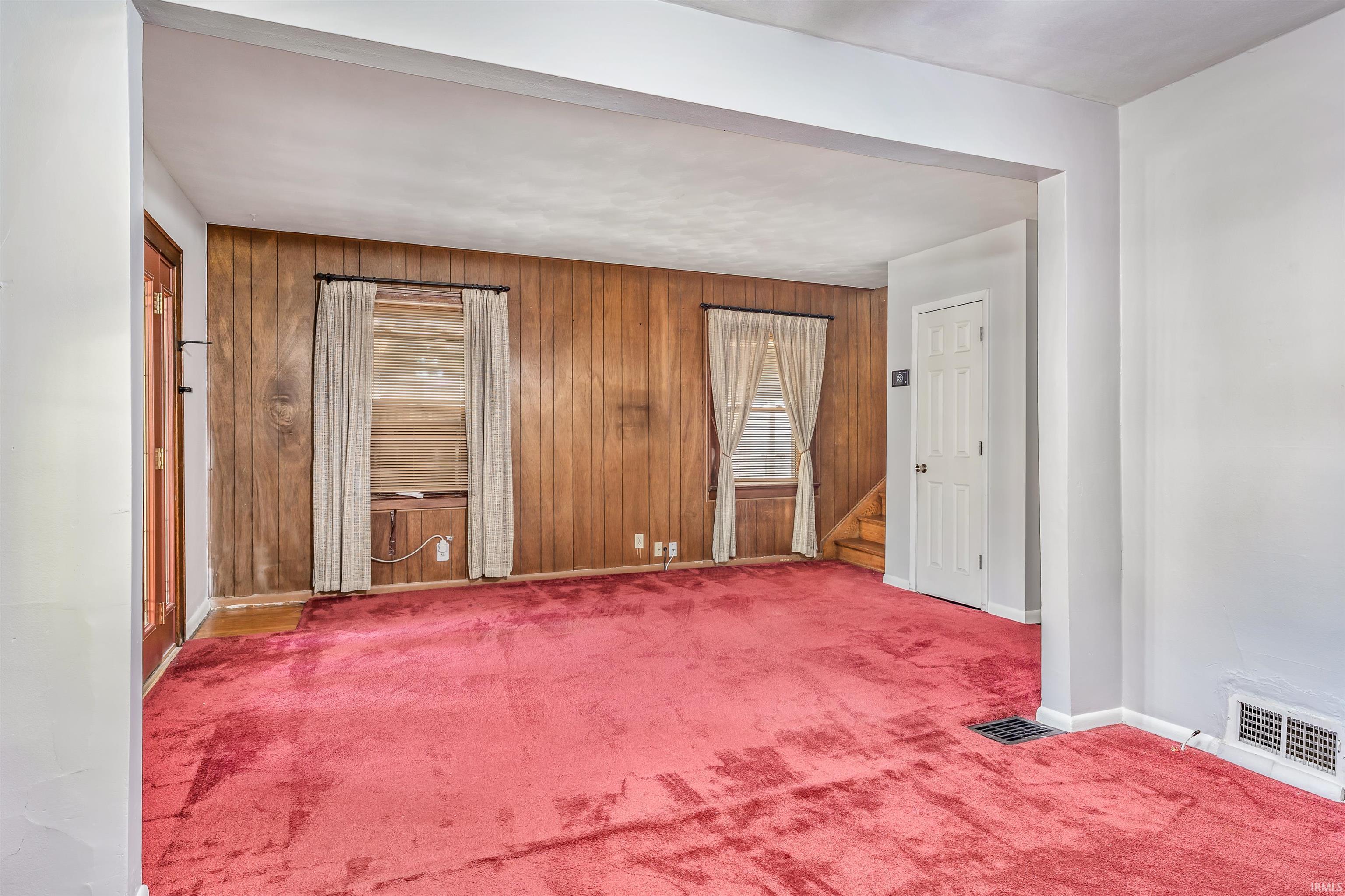 Photo 6 of 3934 Hoagland Avenue