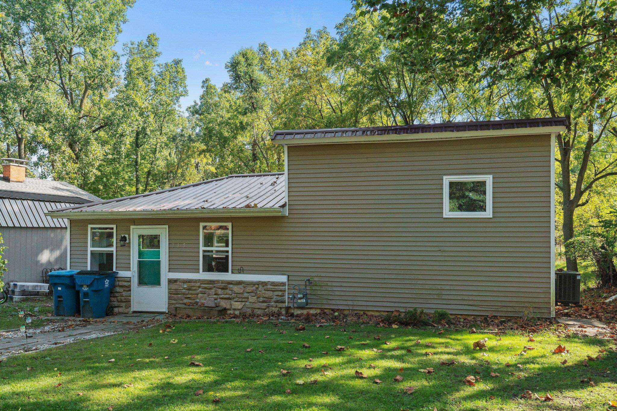 Photo 1 of 315 W Felicity Street