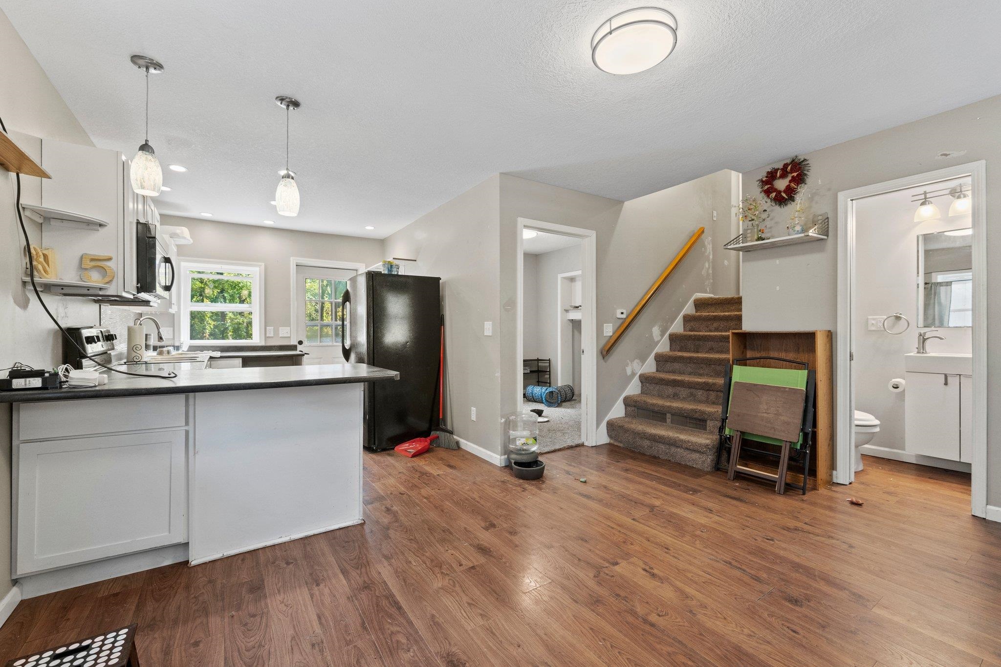 Photo 2 of 315 W Felicity Street