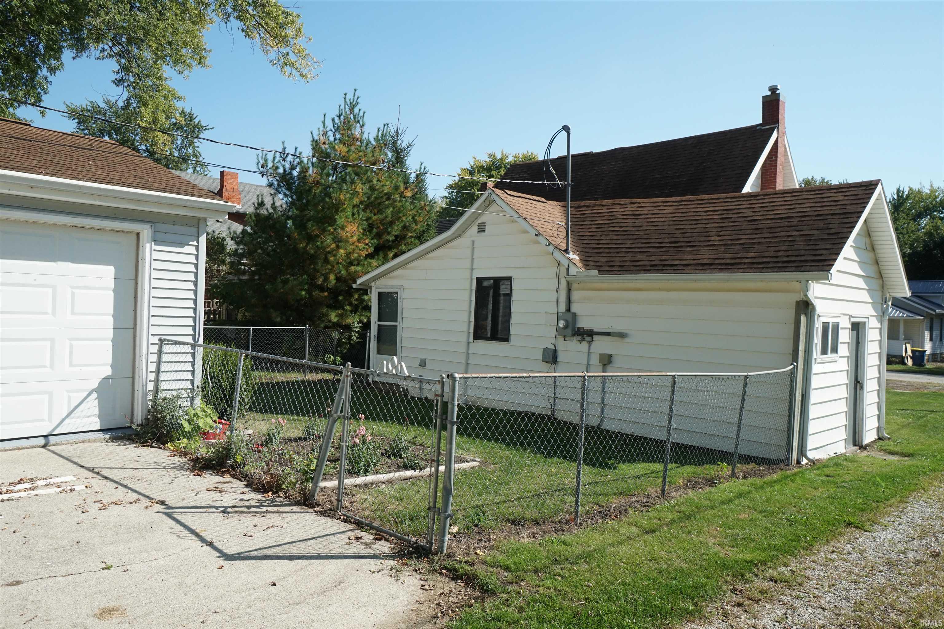Photo 2 of 306 E South Street