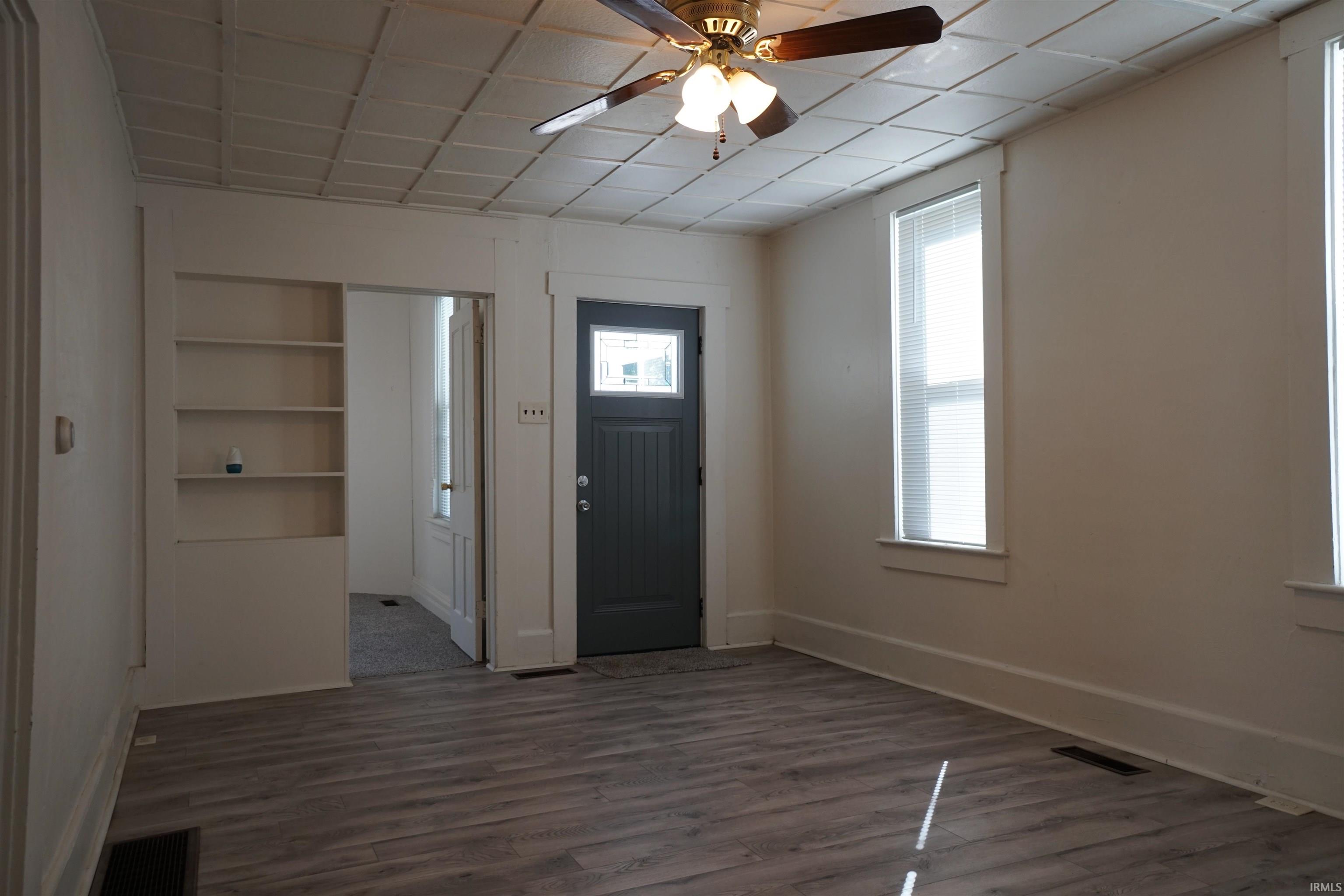 Photo 5 of 306 E South Street