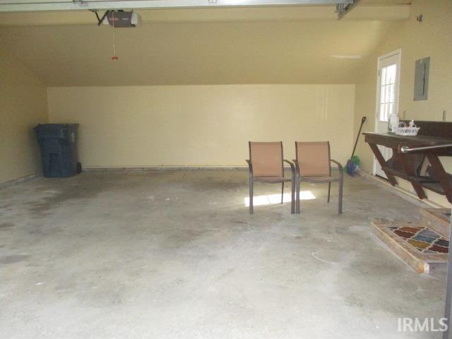 Photo 7 of 1097 N Seminary Street