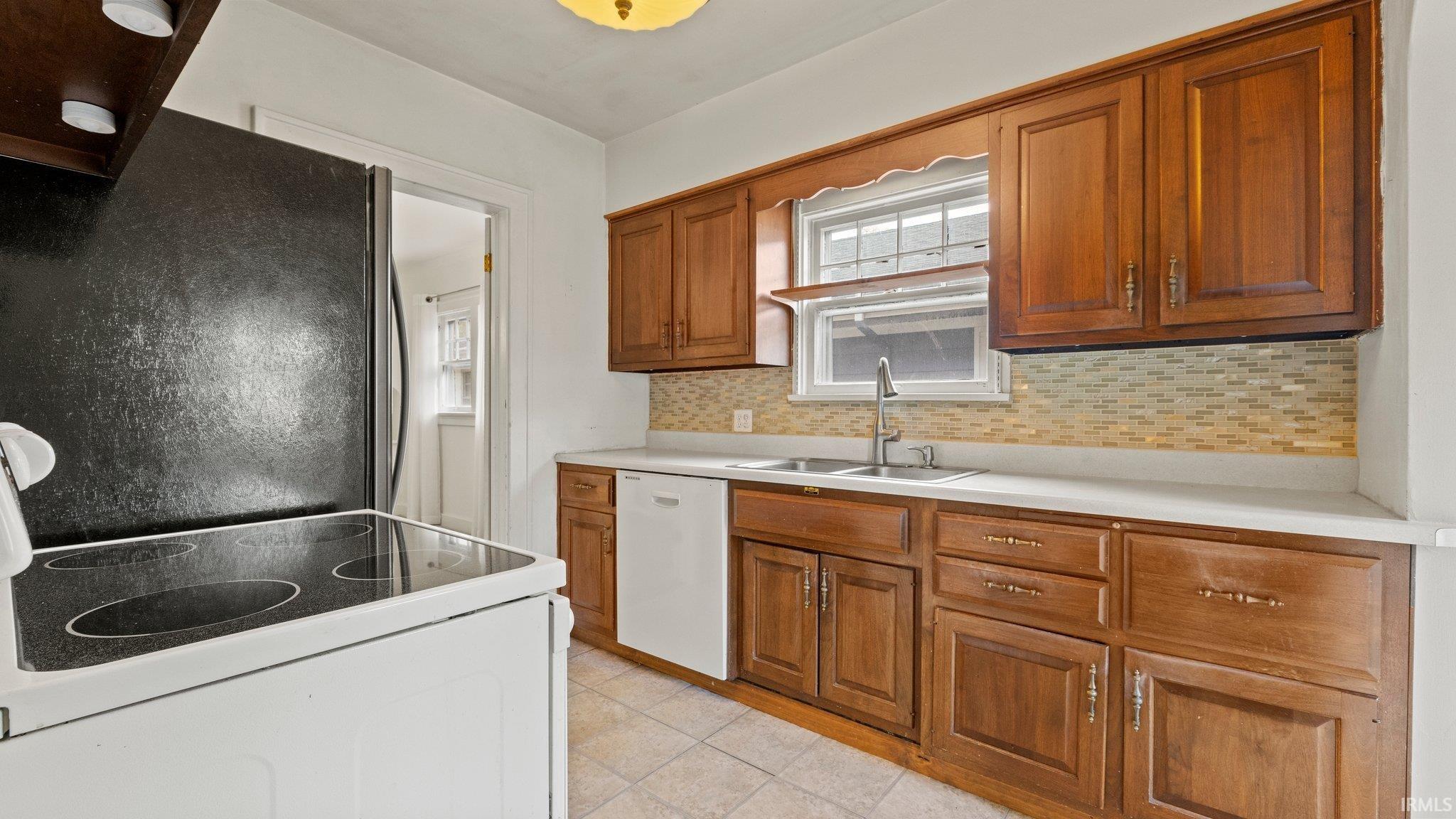 Photo 10 of 824 Prange Drive