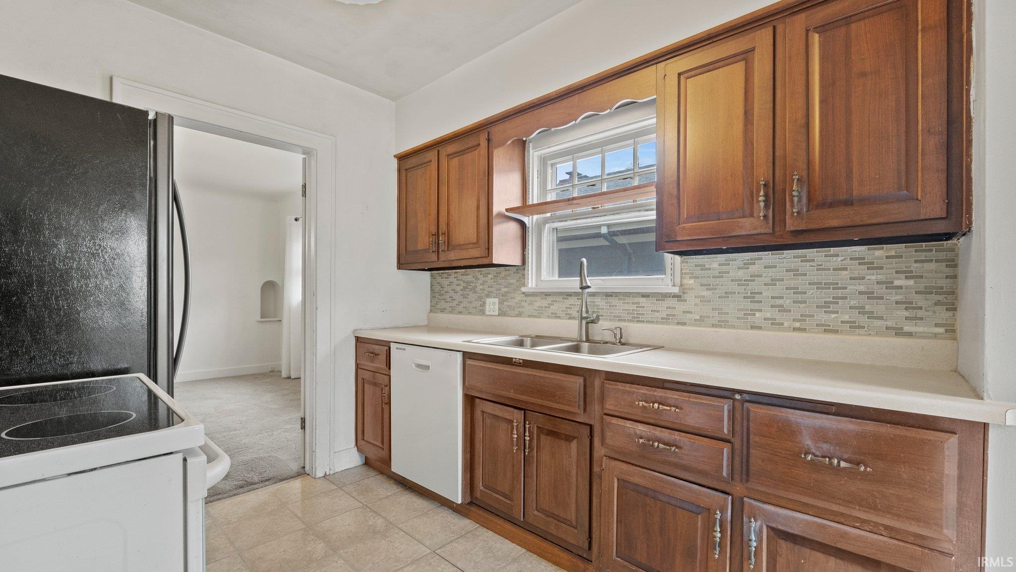Photo 6 of 824 Prange Drive