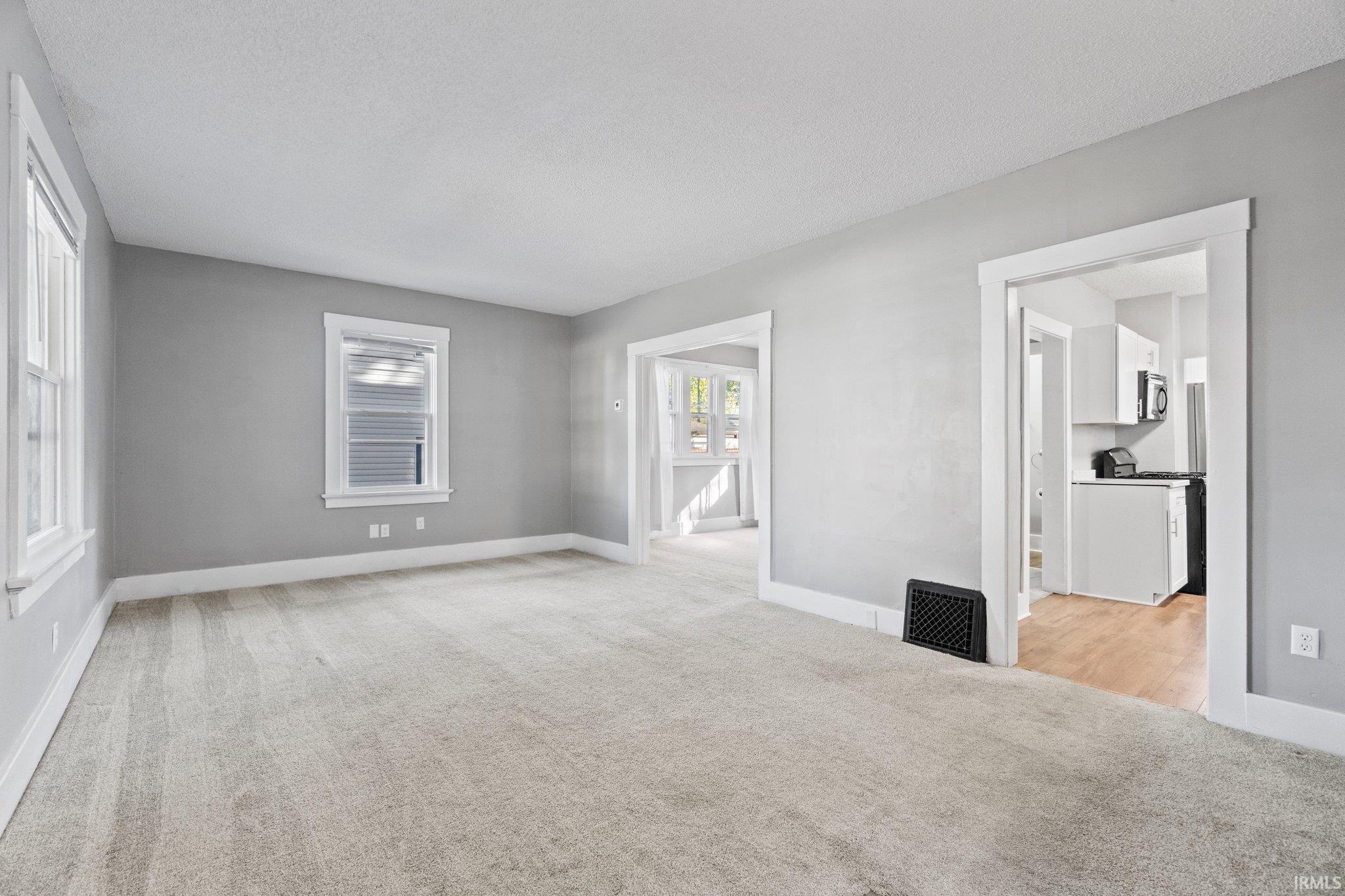 Photo 2 of 4029 Arlington Avenue