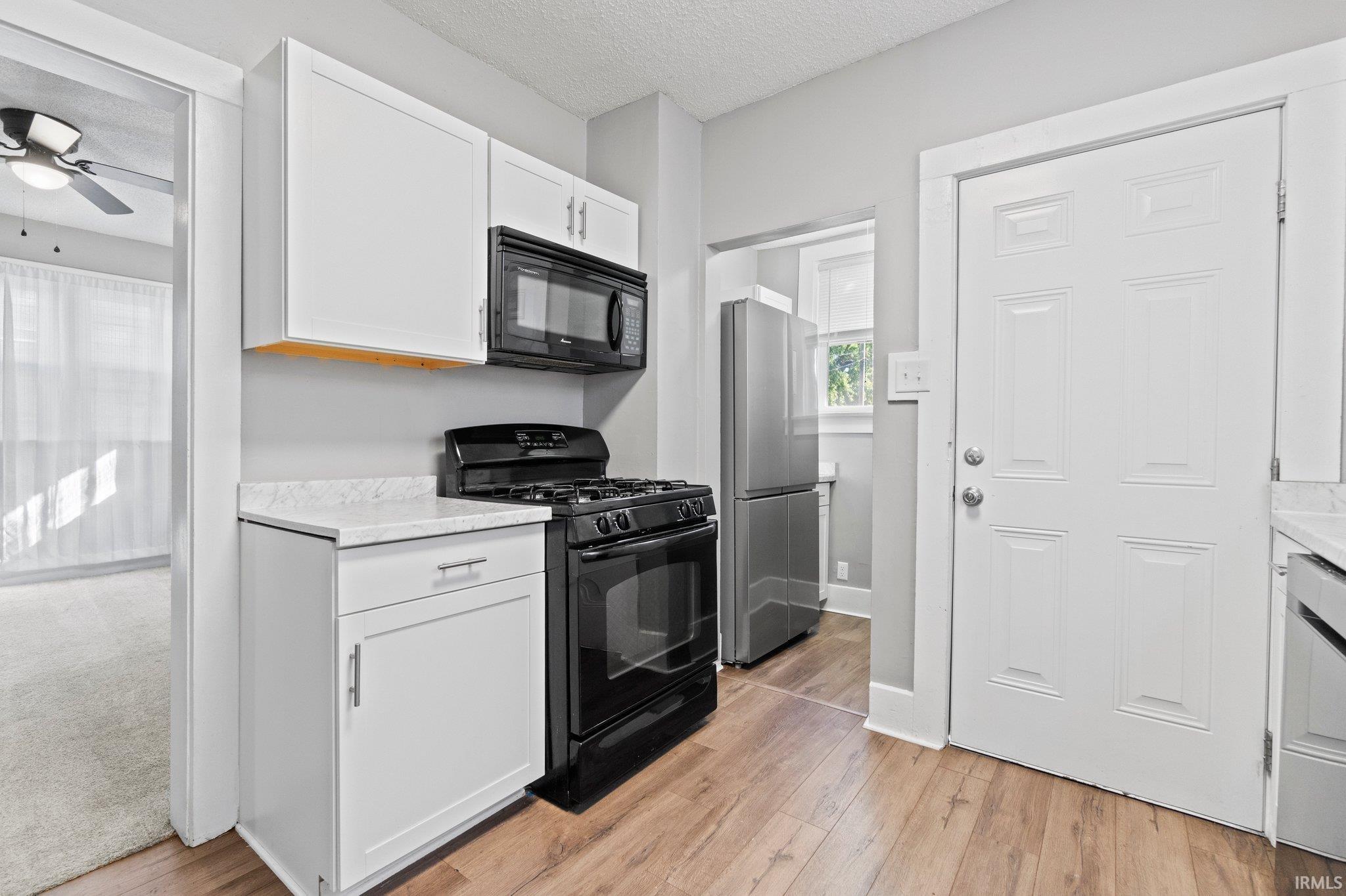 Photo 9 of 4029 Arlington Avenue