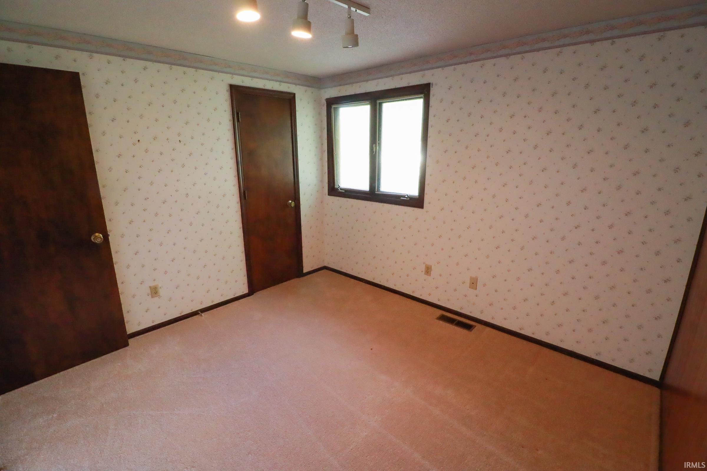 Photo 25 of 4432 N 635 W
