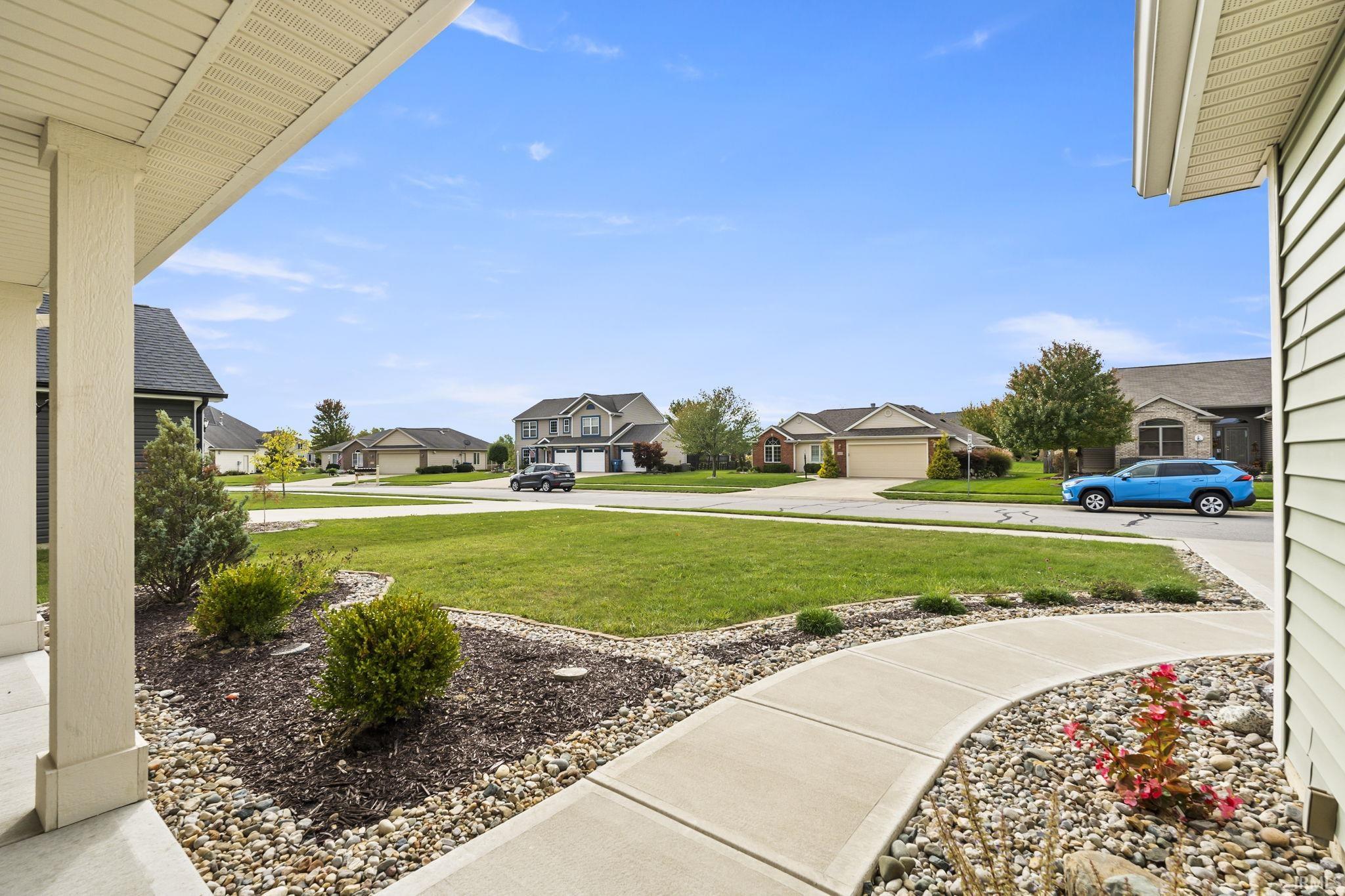 Photo 3 of 1628 Pinelock Court