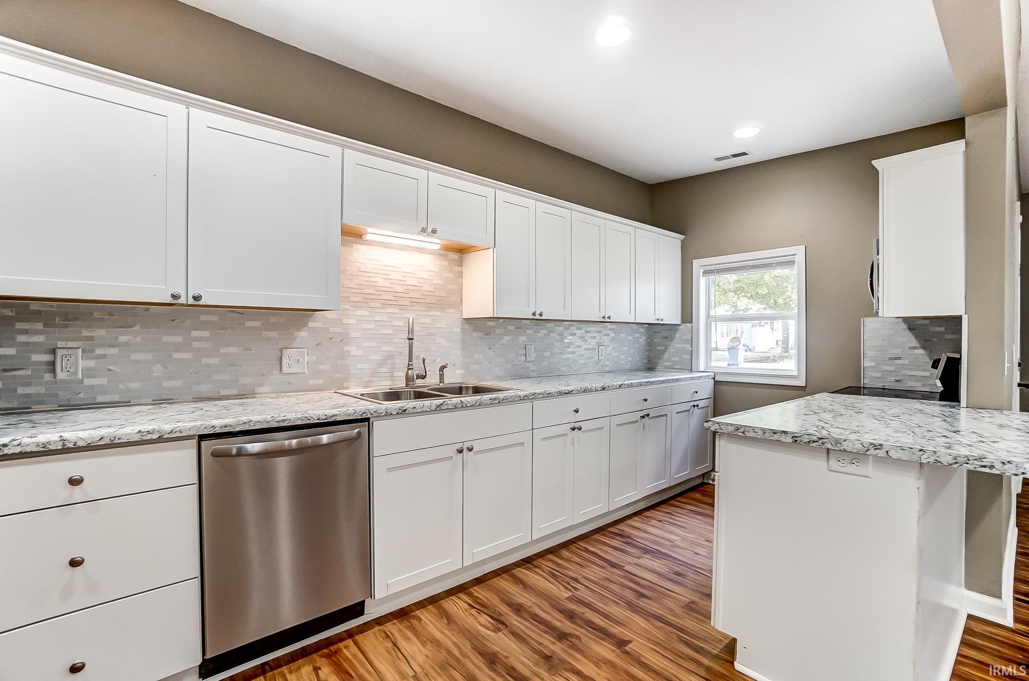 Photo 14 of 15623 Webster Street