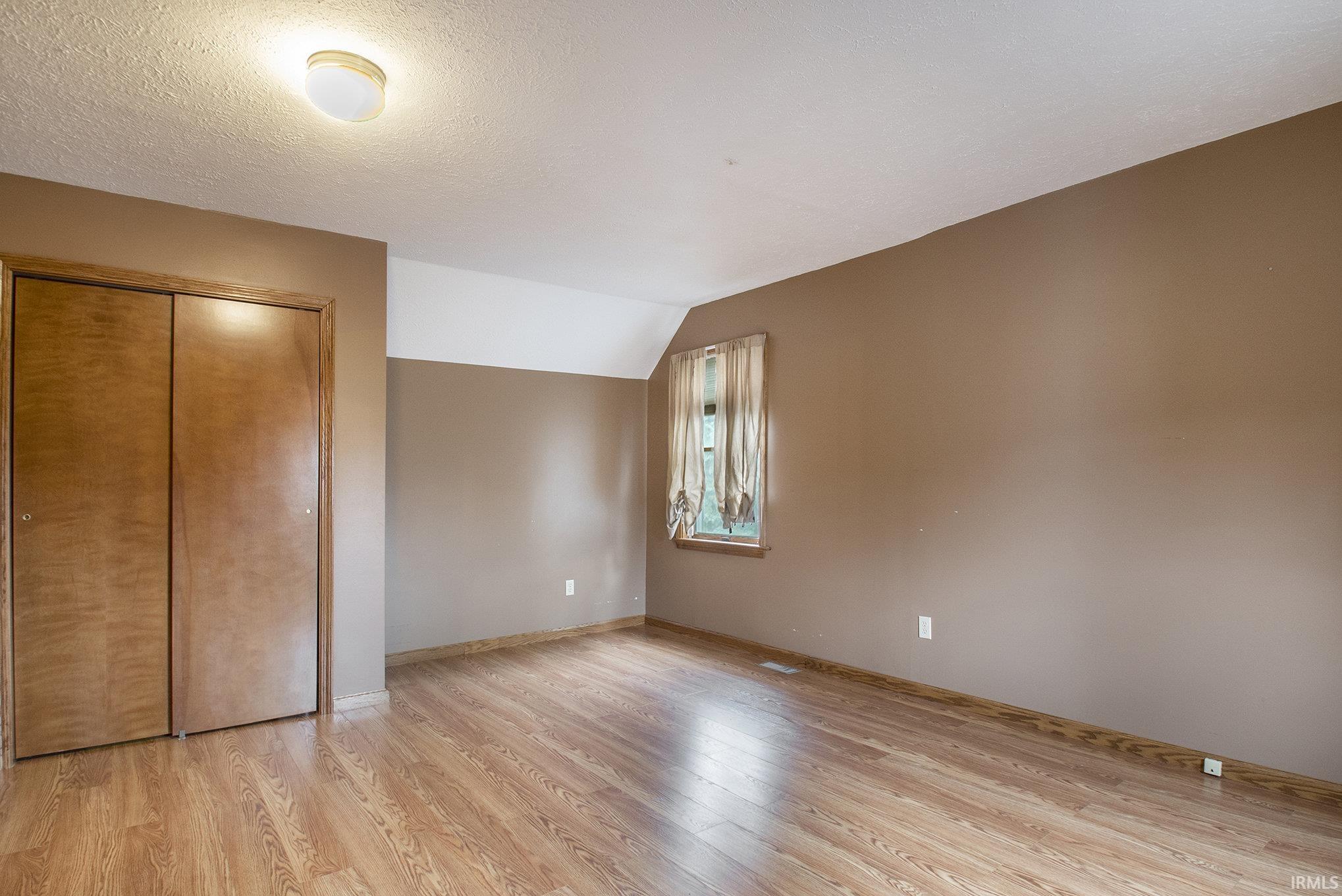 Photo 15 of 501 Hawthorne Drive